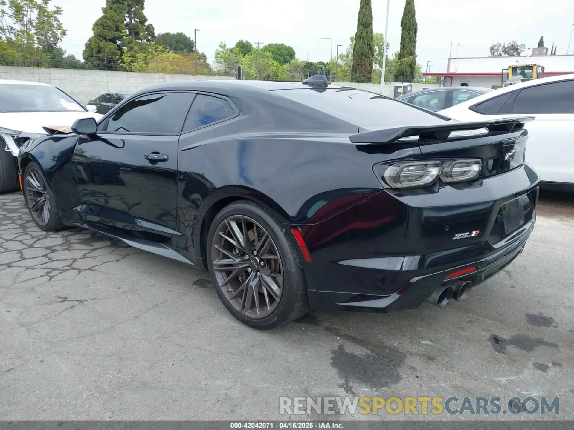 3 Photograph of a damaged car 1G1FJ1R6XP0155100 CHEVROLET CAMARO 2023