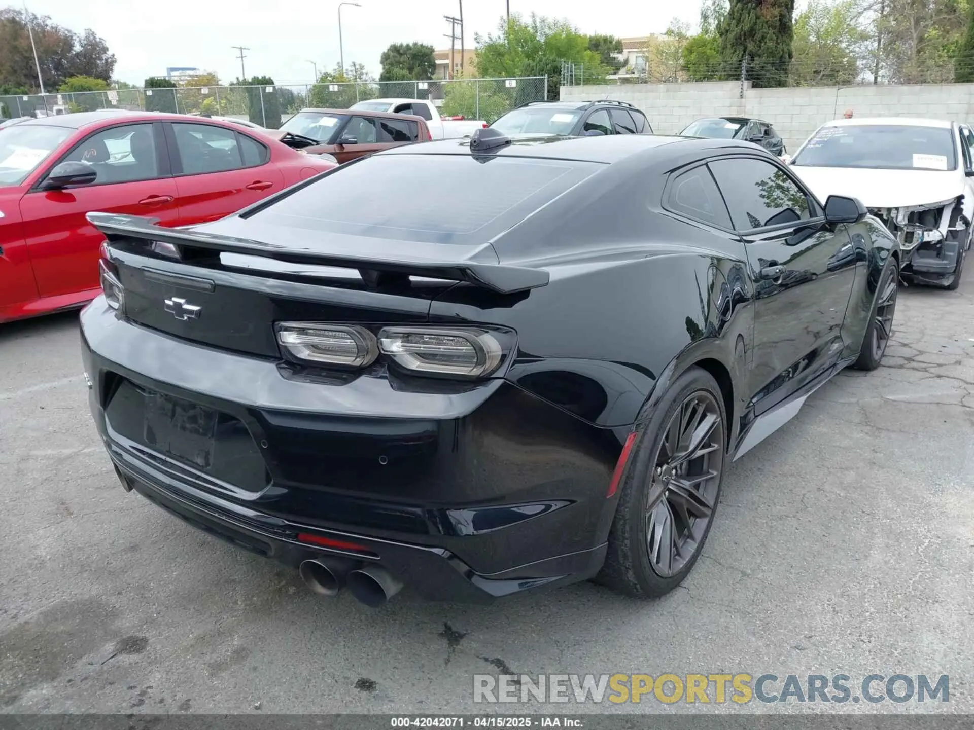 4 Photograph of a damaged car 1G1FJ1R6XP0155100 CHEVROLET CAMARO 2023