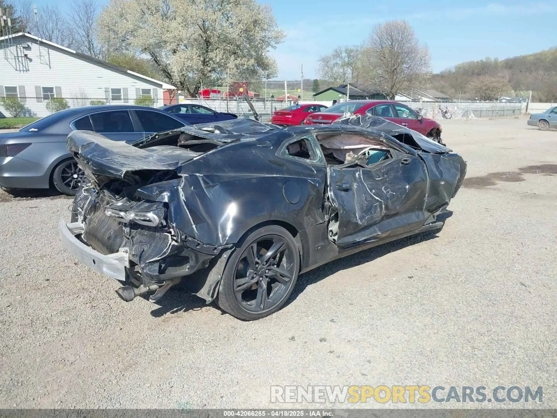 4 Photograph of a damaged car 1G1FB1RS6R0105971 CHEVROLET CAMARO 2024