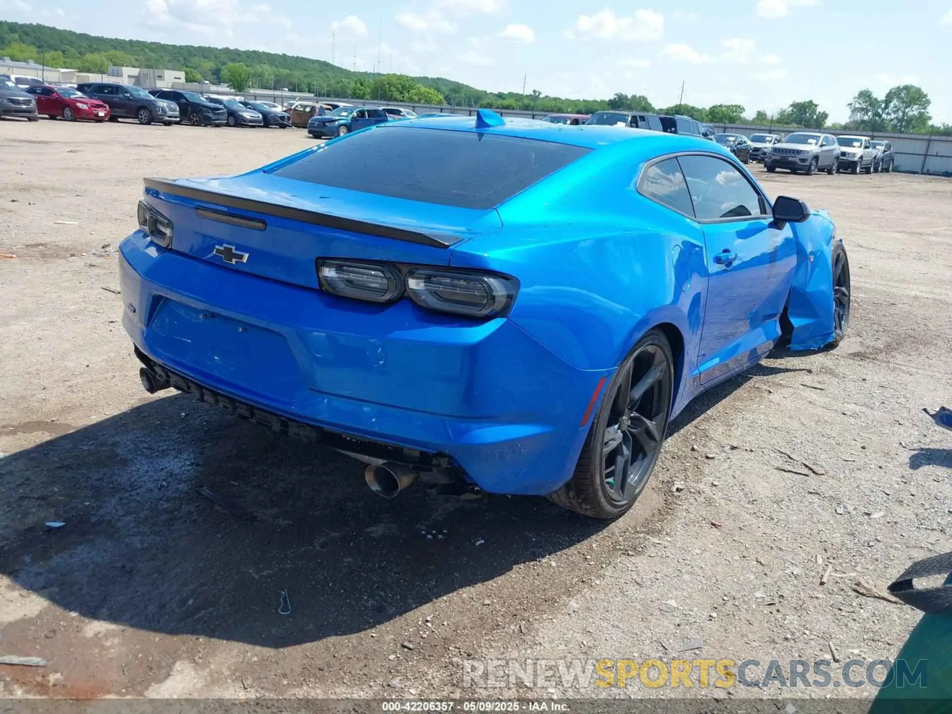 4 Photograph of a damaged car 1G1FB1RS7R0122889 CHEVROLET CAMARO 2024