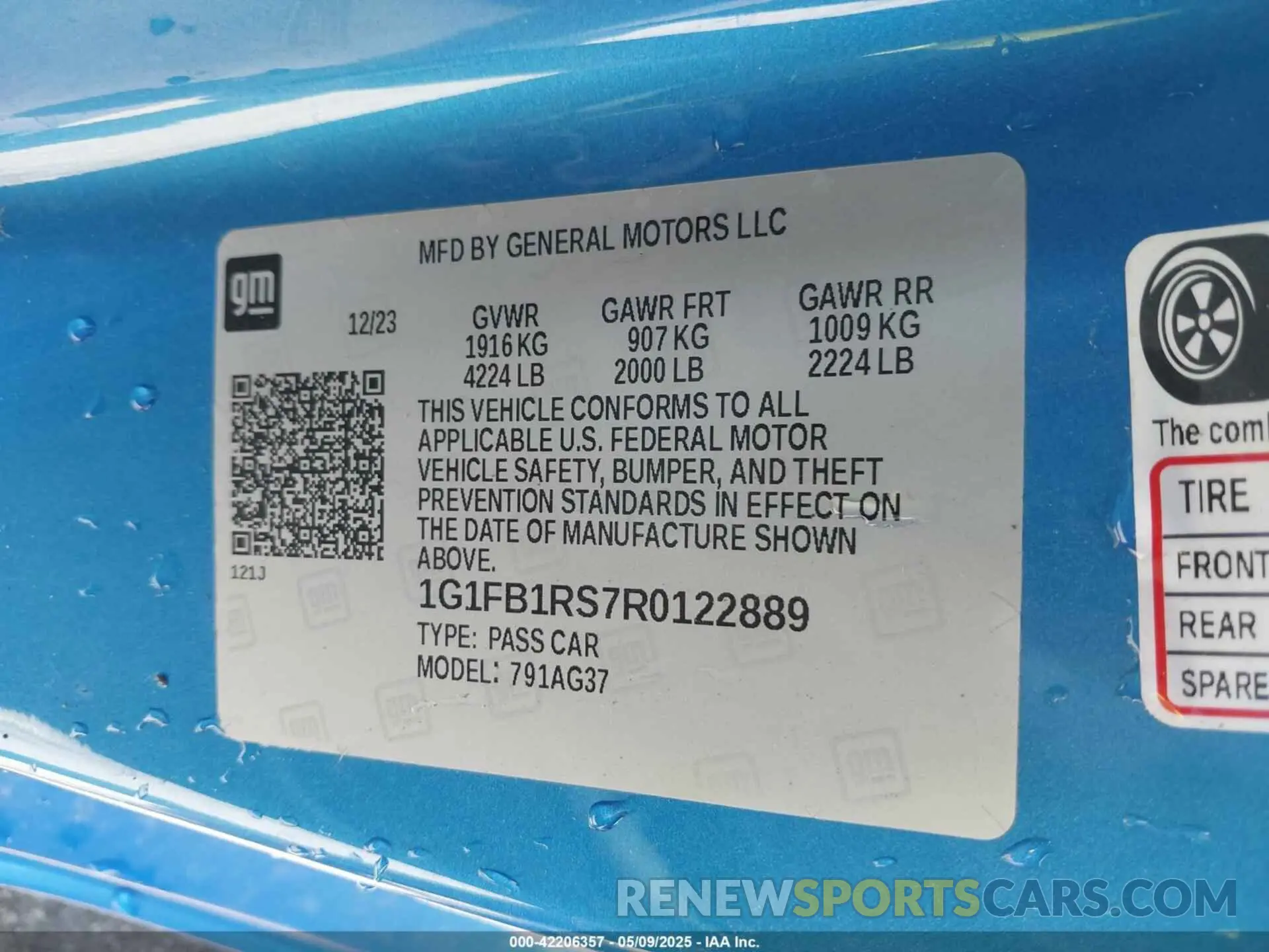 9 Photograph of a damaged car 1G1FB1RS7R0122889 CHEVROLET CAMARO 2024