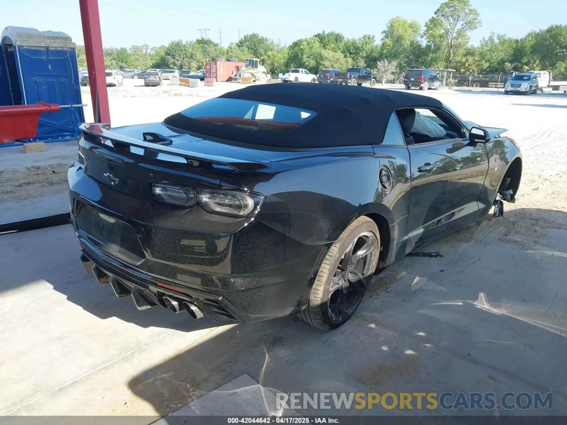 4 Photograph of a damaged car 1G1FB3DS5R0108864 CHEVROLET CAMARO 2024