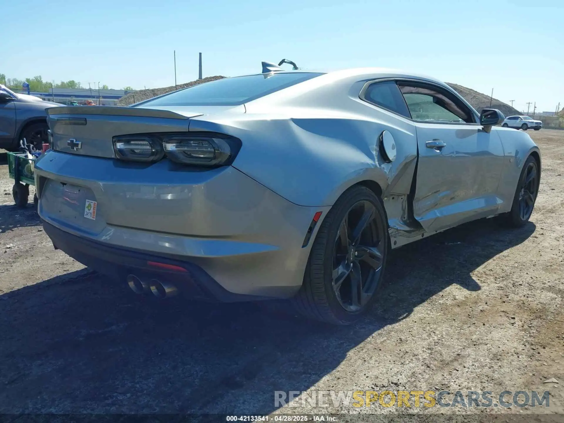 4 Photograph of a damaged car 1G1FD1RS8R0102404 CHEVROLET CAMARO 2024