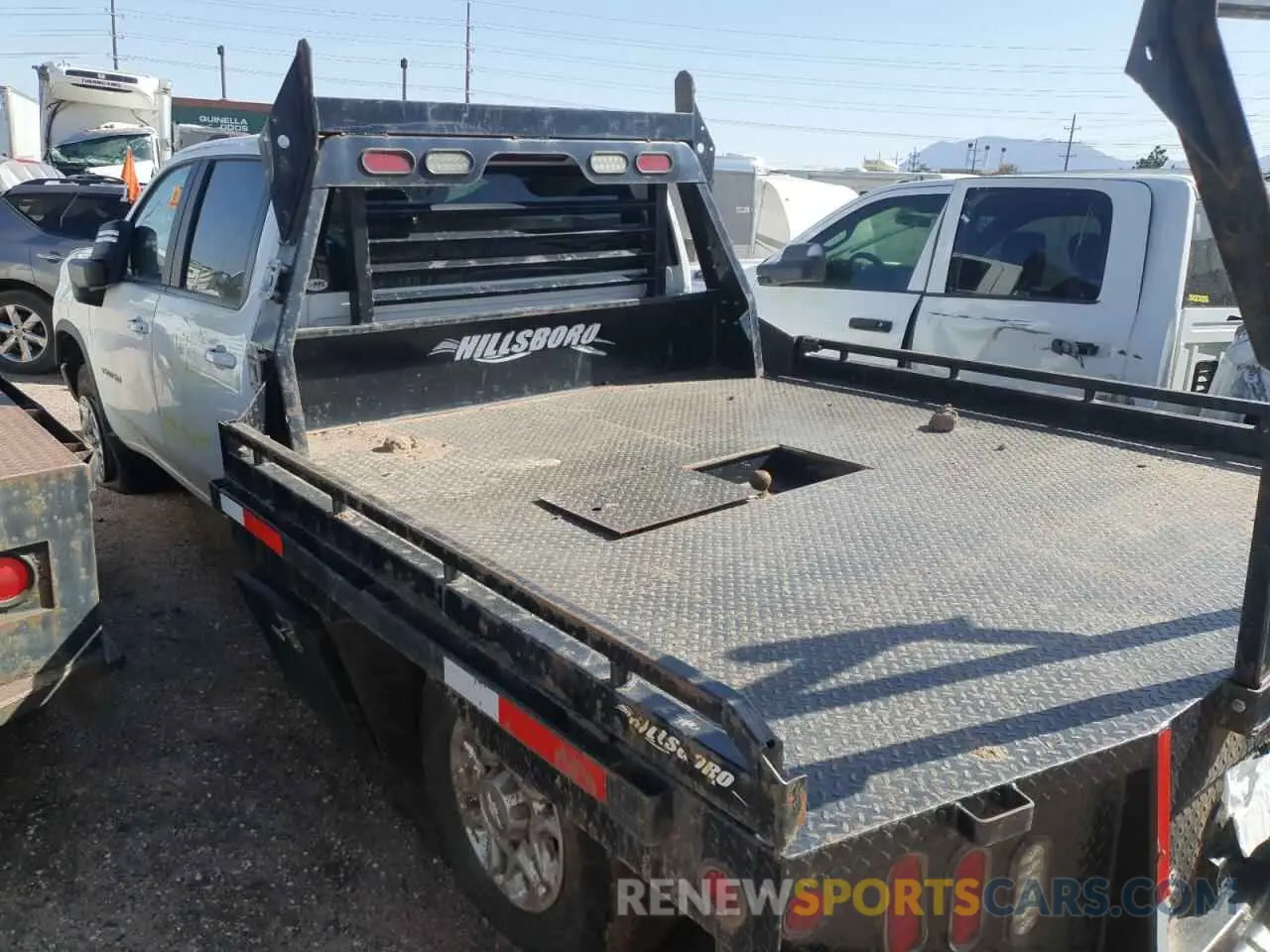 2 Photograph of a damaged car 1GC4YTE71LF301993 CHEVROLET C/K2500 2020