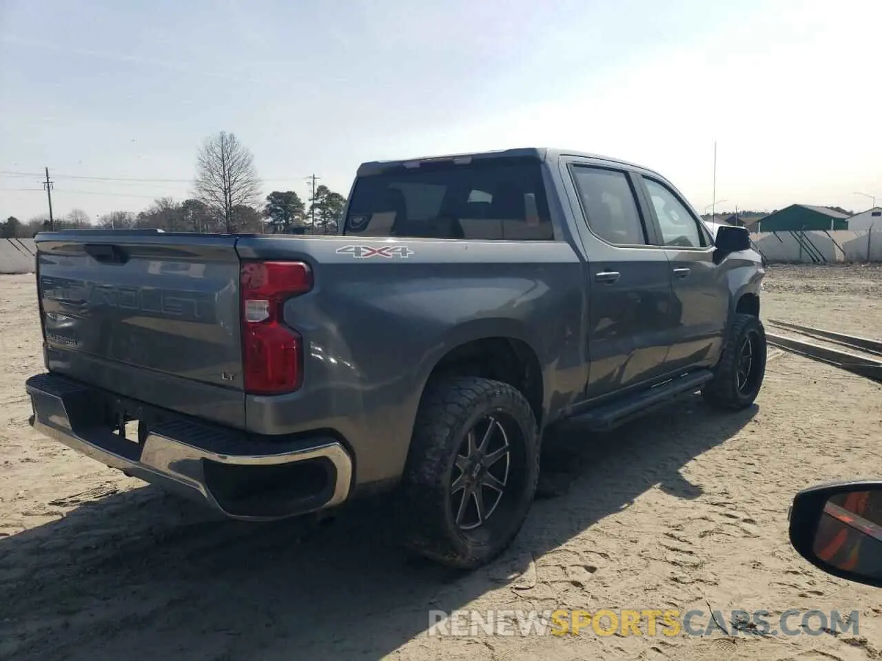 3 Photograph of a damaged car 3GCUYDED0LG157850 CHEVROLET C/K2500 2020