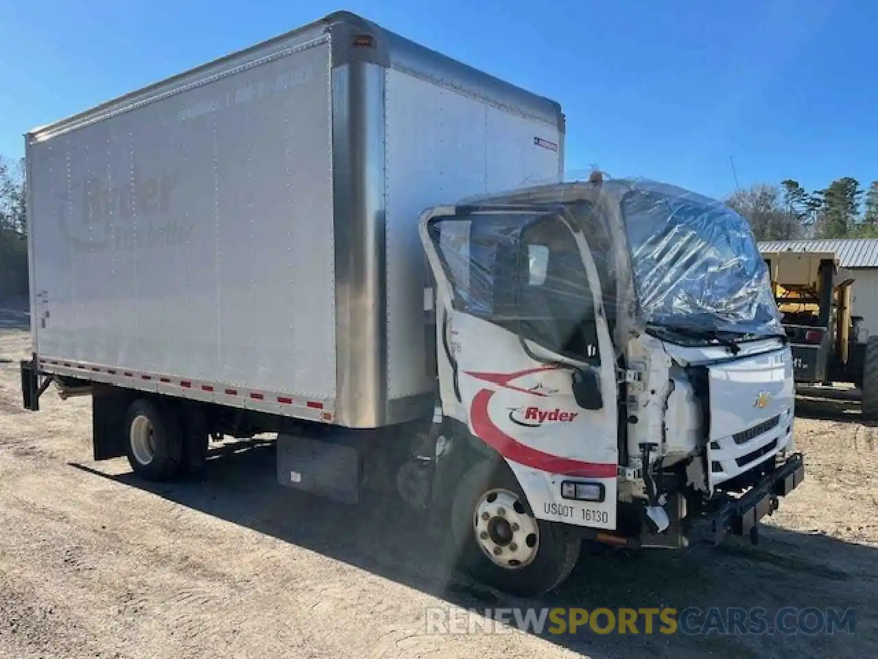 2 Photograph of a damaged car JALCDW160L7010058 CHEVROLET C/K4500 2020