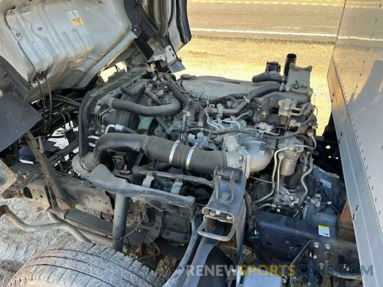 5 Photograph of a damaged car JALCDW160L7010058 CHEVROLET C/K4500 2020