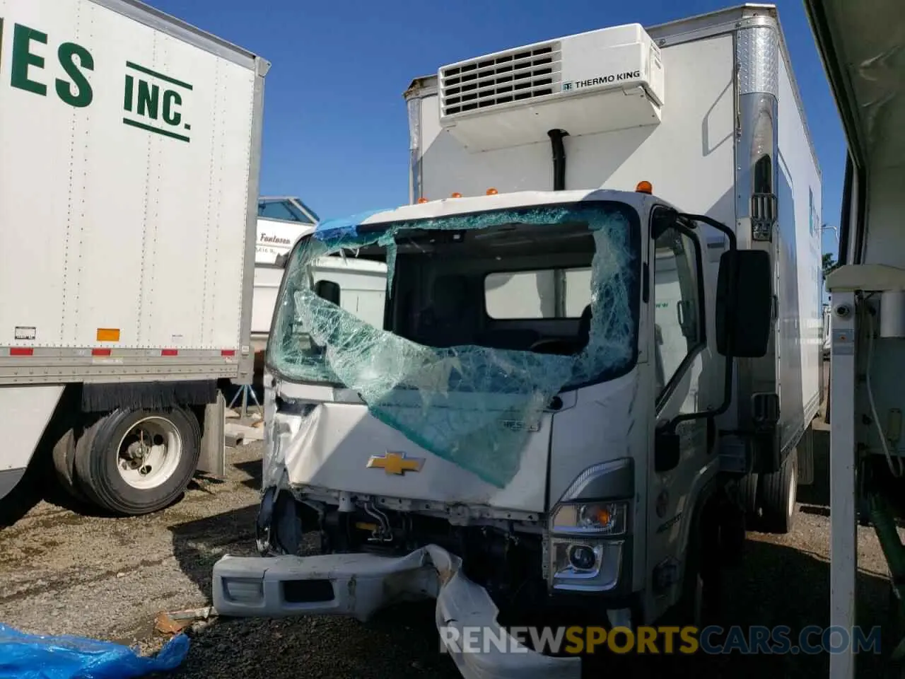 1 Photograph of a damaged car JALCDW169P7K01385 CHEVROLET C/K4500 2023