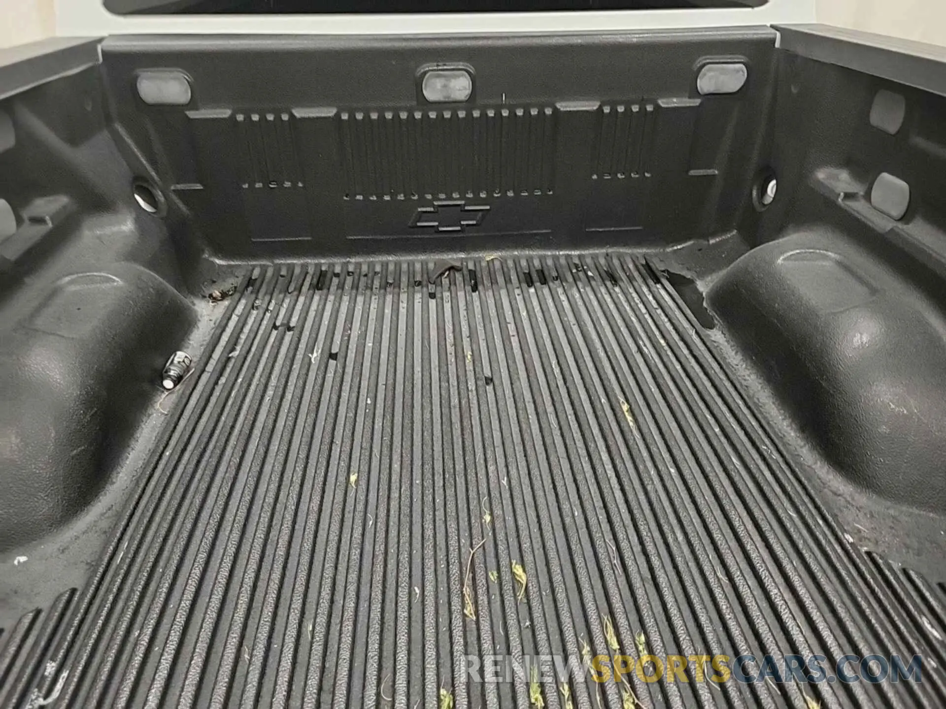 17 Photograph of a damaged car 1GCGSBEA5K1181390 CHEVROLET COLORADO 2019