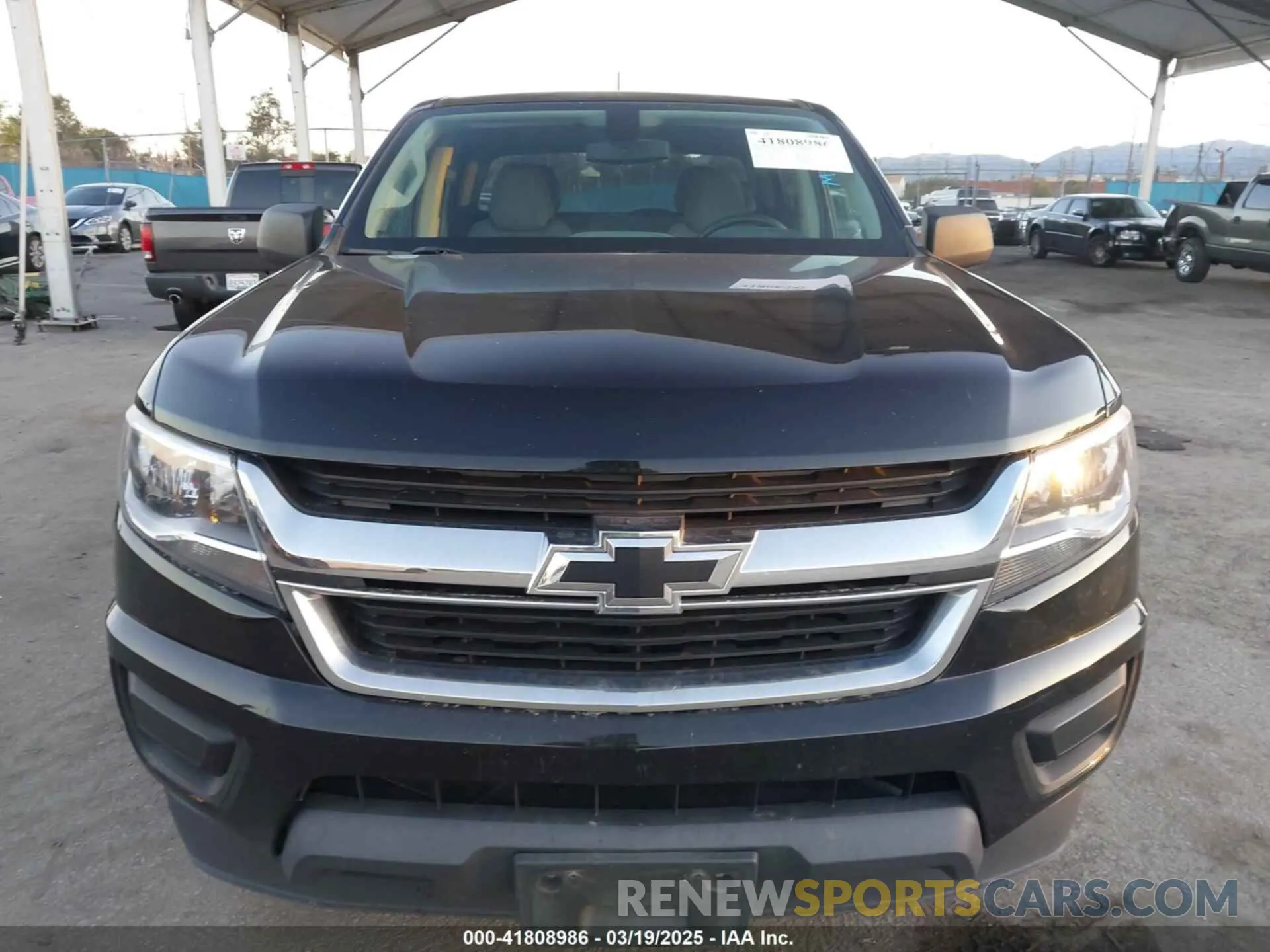 12 Photograph of a damaged car 1GCGSBEA7K1125693 CHEVROLET COLORADO 2019