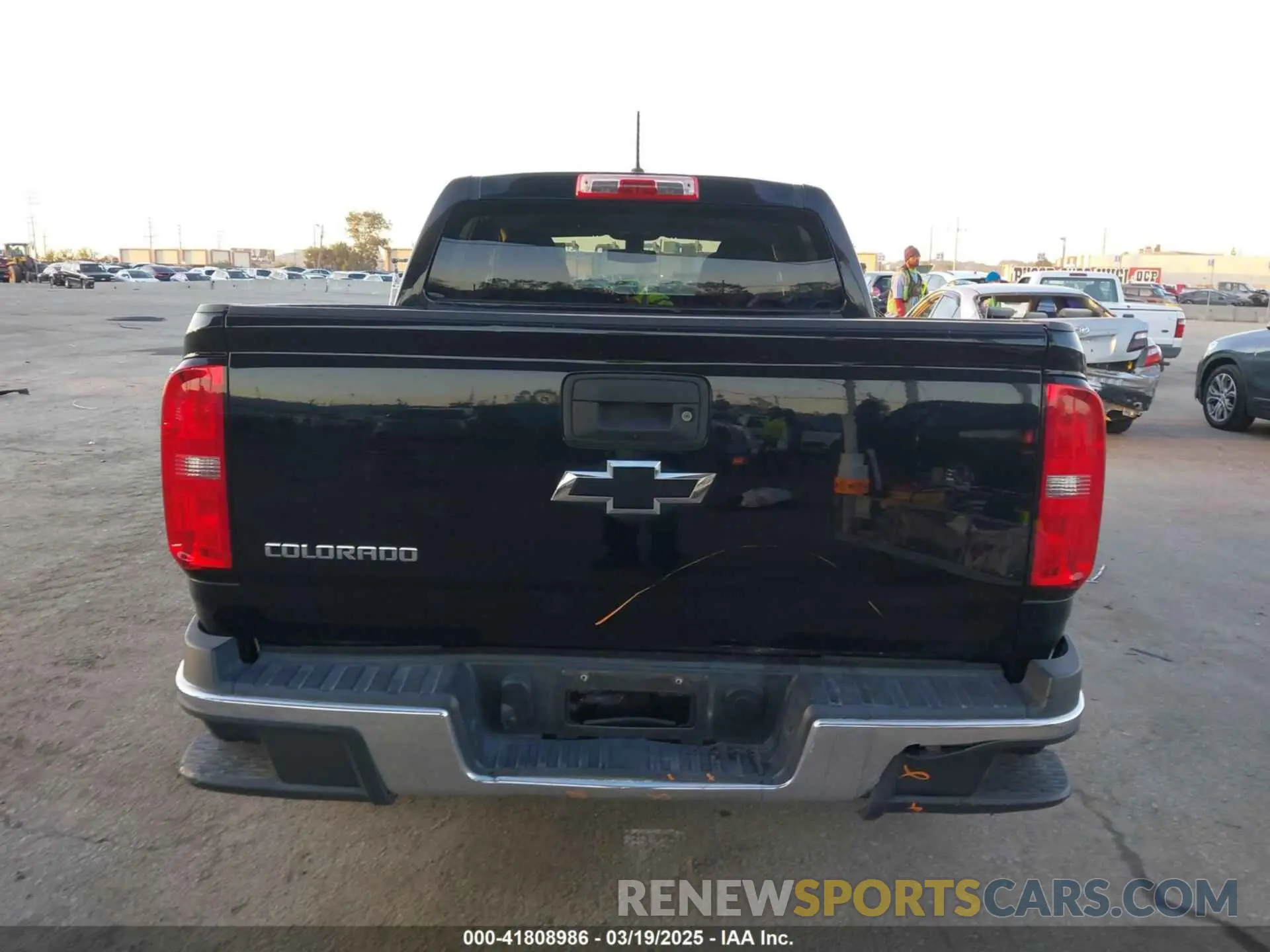 16 Photograph of a damaged car 1GCGSBEA7K1125693 CHEVROLET COLORADO 2019