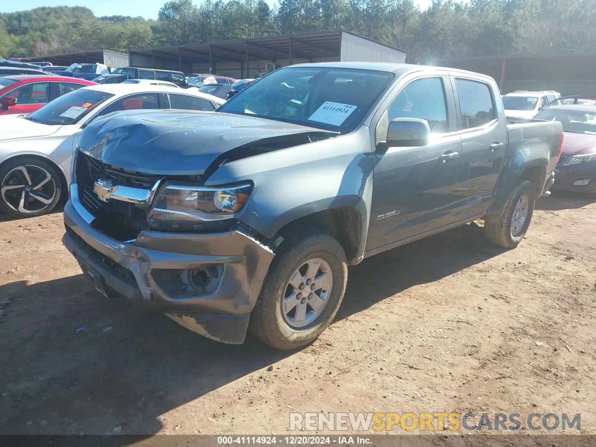 2 Photograph of a damaged car 1GCGSBEA8K1262061 CHEVROLET COLORADO 2019