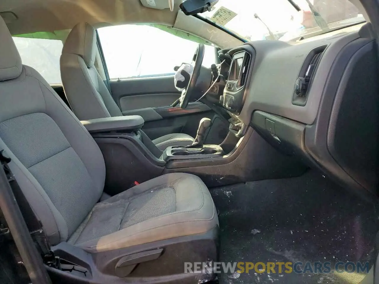 7 Photograph of a damaged car 1GCGSBEAXK1182714 CHEVROLET COLORADO 2019