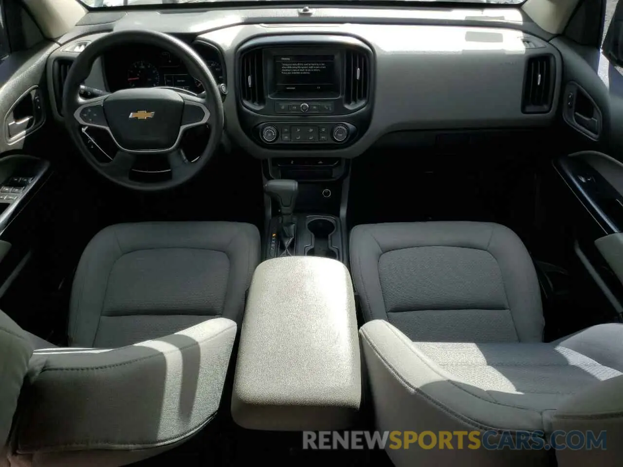 8 Photograph of a damaged car 1GCGSBEAXK1192417 CHEVROLET COLORADO 2019