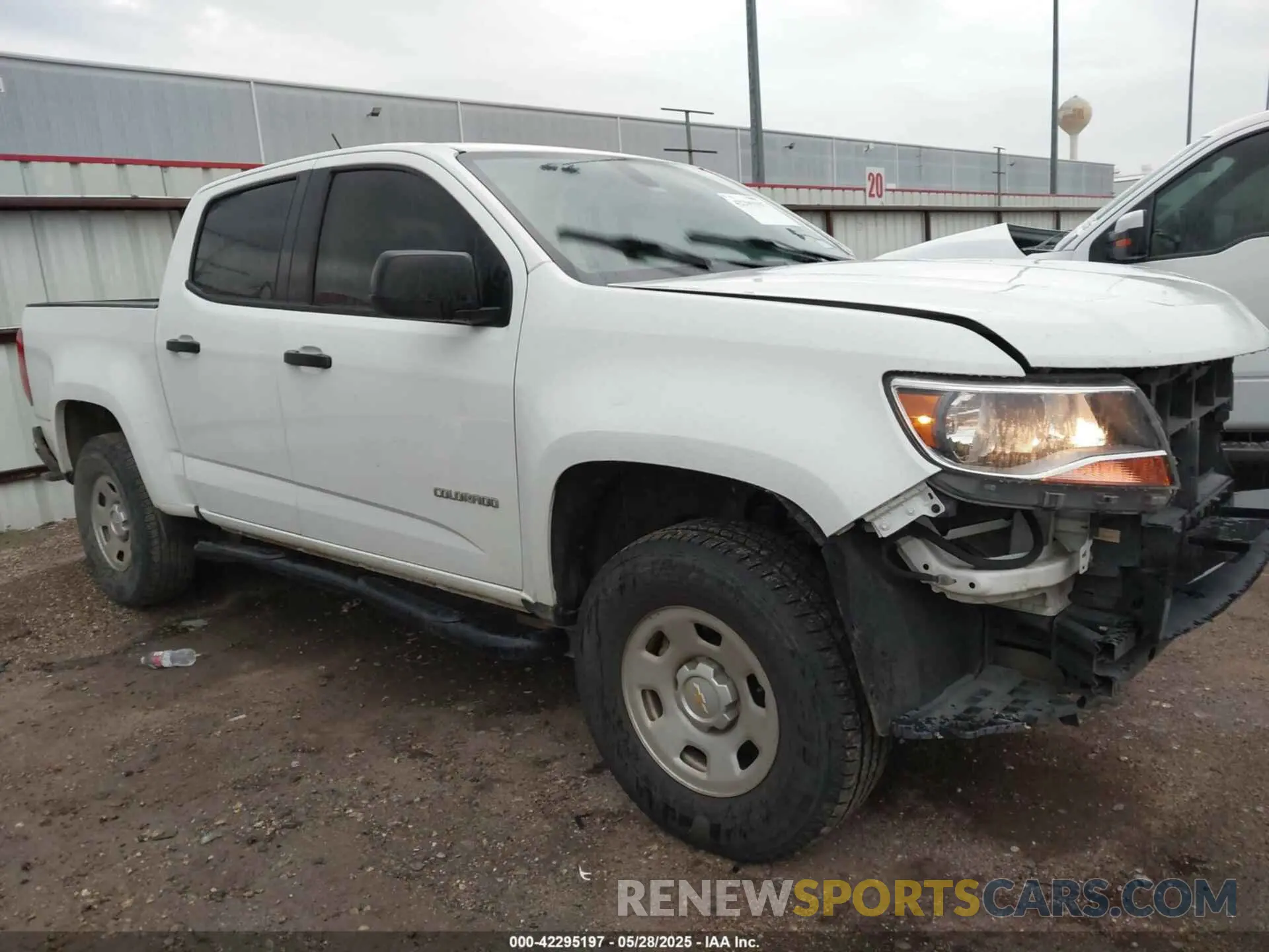 1 Photograph of a damaged car 1GCGSBEN0K1254202 CHEVROLET COLORADO 2019