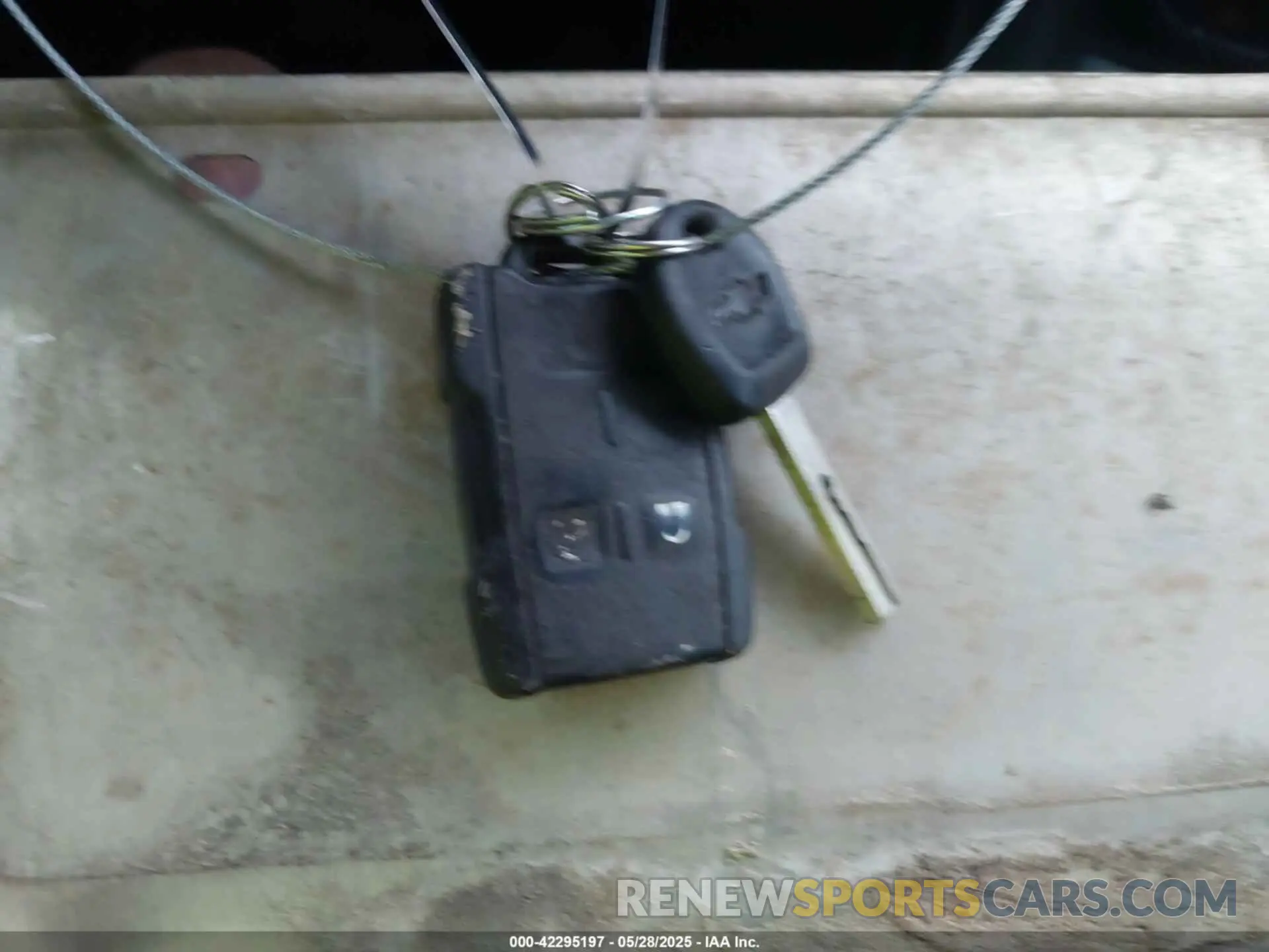 11 Photograph of a damaged car 1GCGSBEN0K1254202 CHEVROLET COLORADO 2019