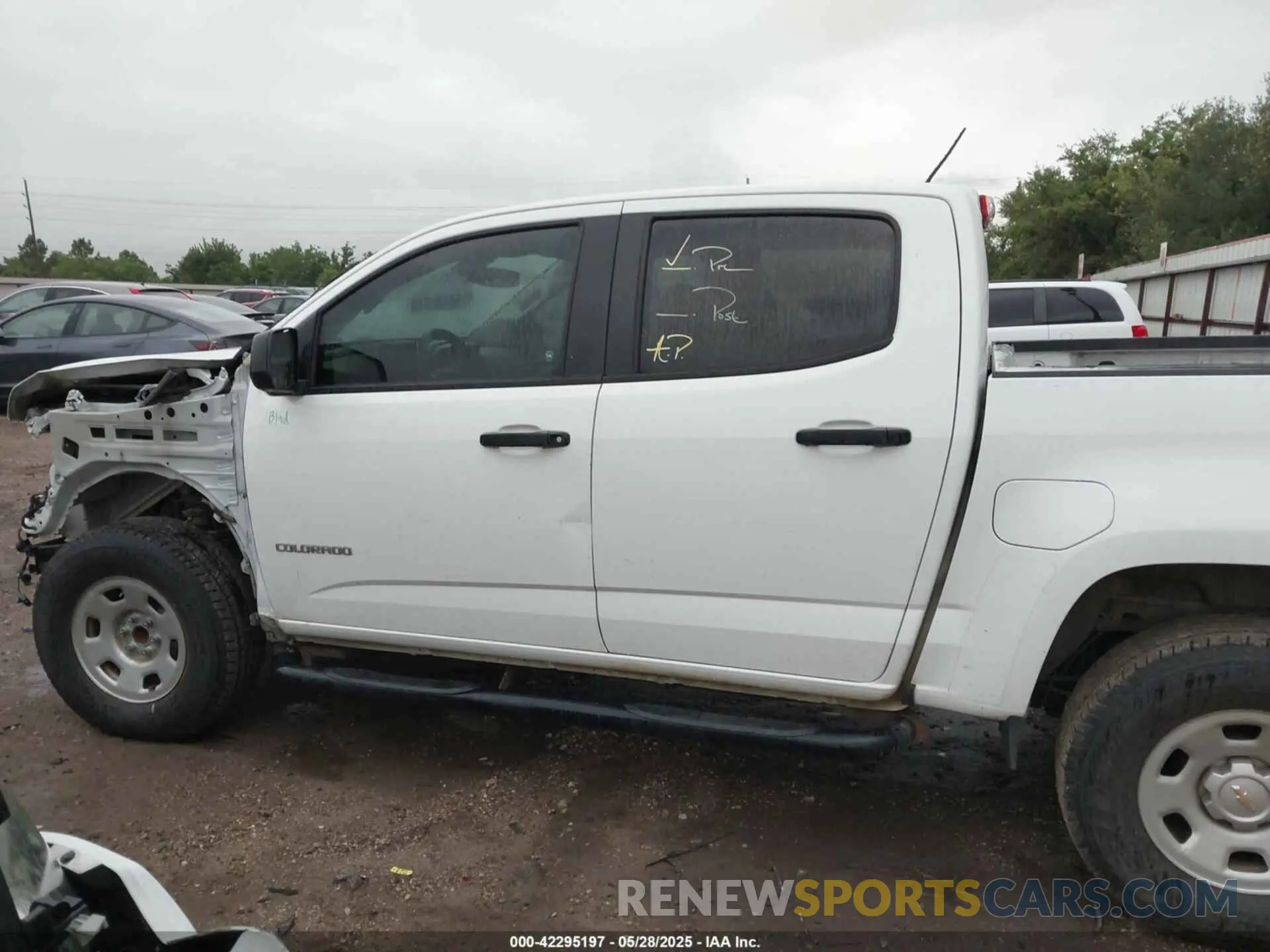 15 Photograph of a damaged car 1GCGSBEN0K1254202 CHEVROLET COLORADO 2019