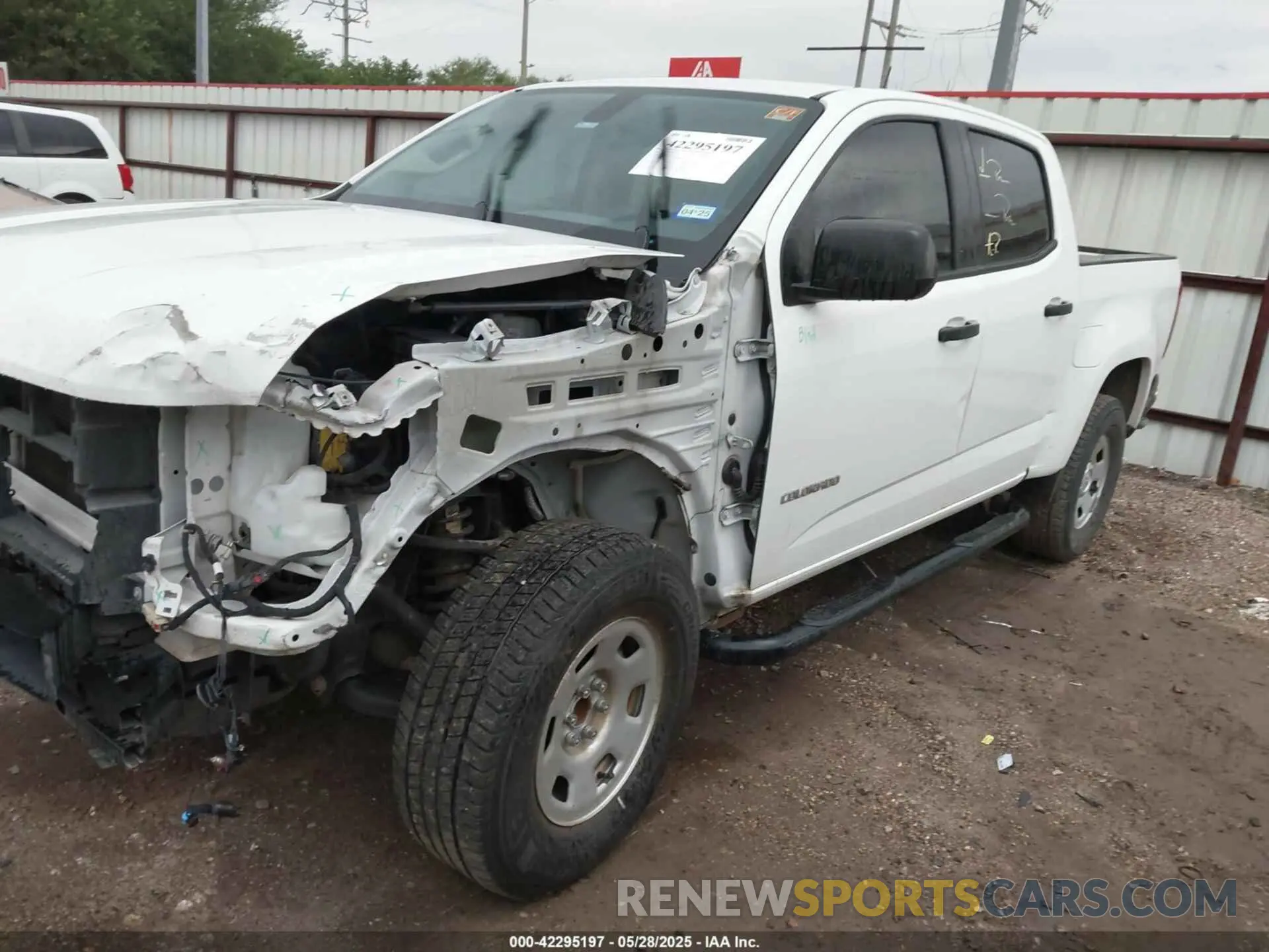 2 Photograph of a damaged car 1GCGSBEN0K1254202 CHEVROLET COLORADO 2019