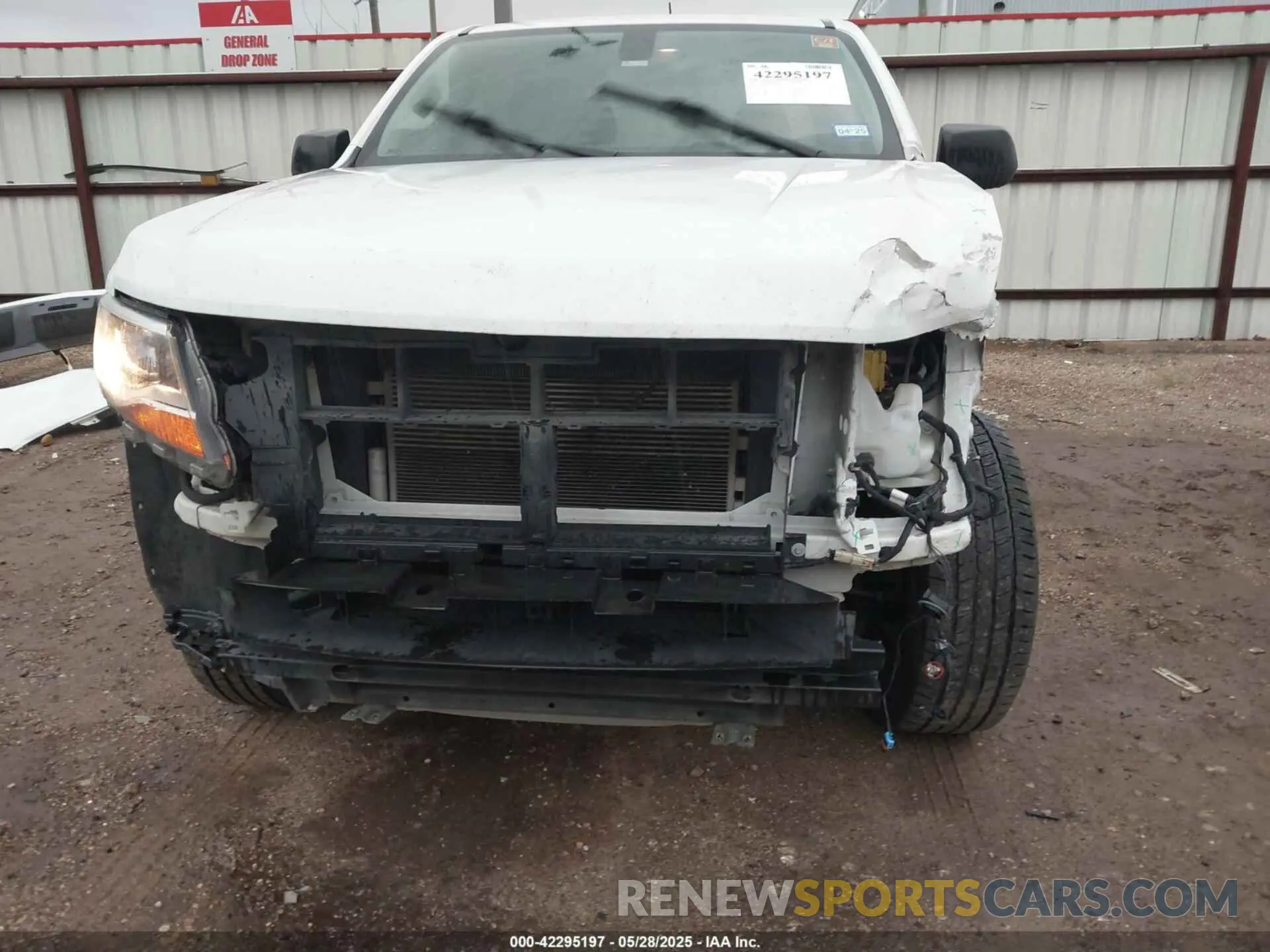 6 Photograph of a damaged car 1GCGSBEN0K1254202 CHEVROLET COLORADO 2019