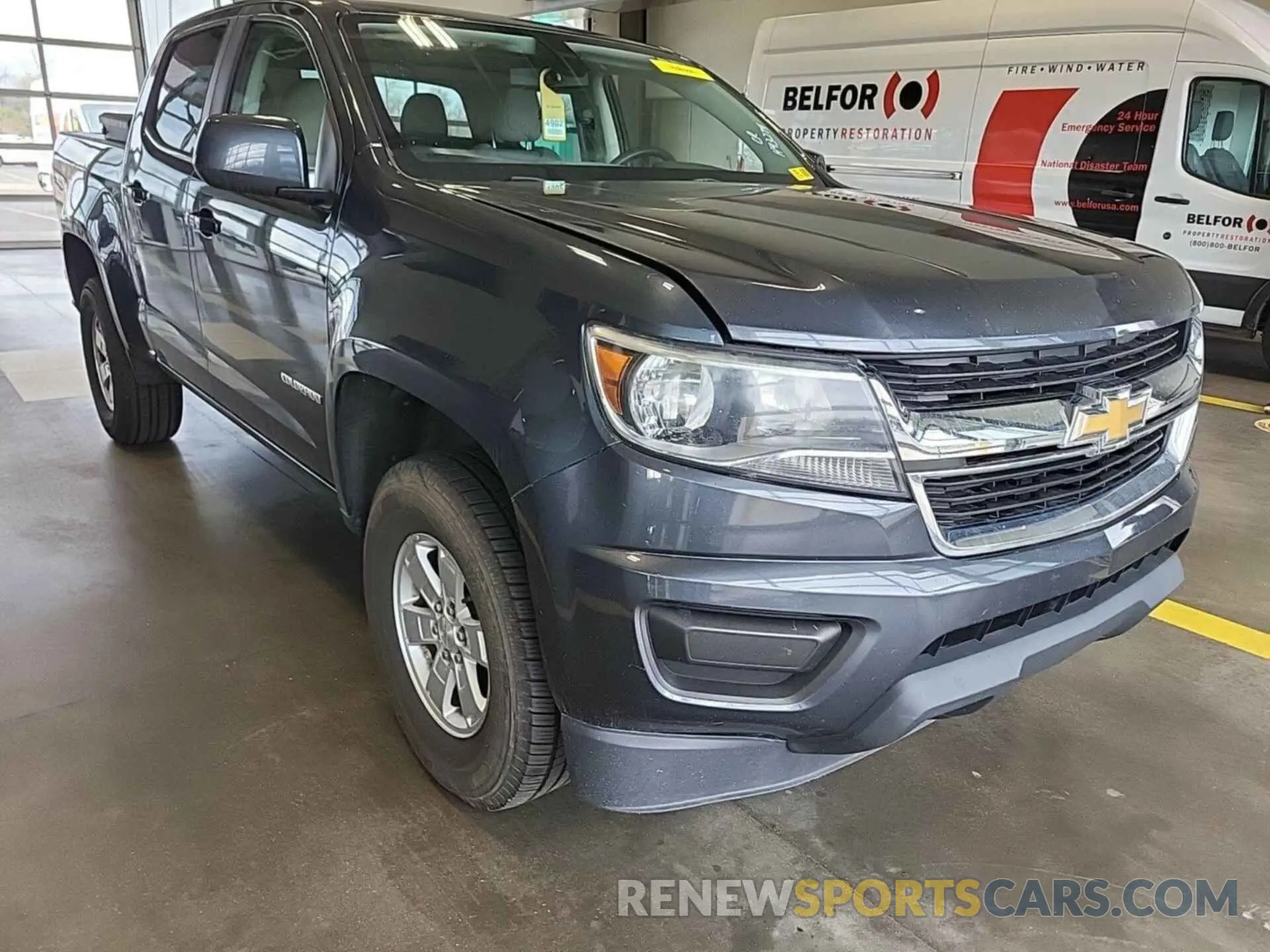 18 Photograph of a damaged car 1GCGSBEN0K1305522 CHEVROLET COLORADO 2019