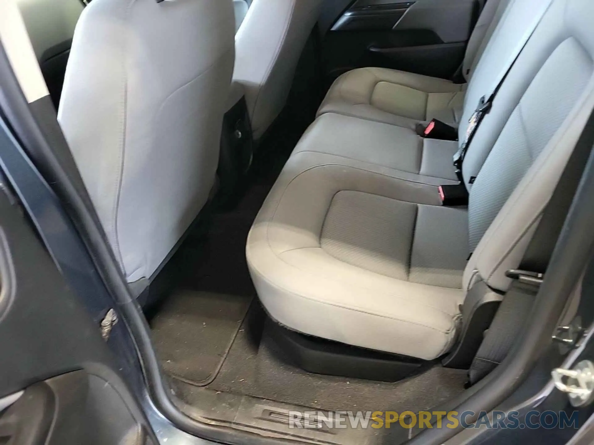 31 Photograph of a damaged car 1GCGSBEN0K1305522 CHEVROLET COLORADO 2019