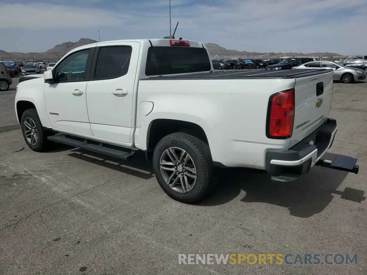 2 Photograph of a damaged car 1GCGSBEN2K1300578 CHEVROLET COLORADO 2019