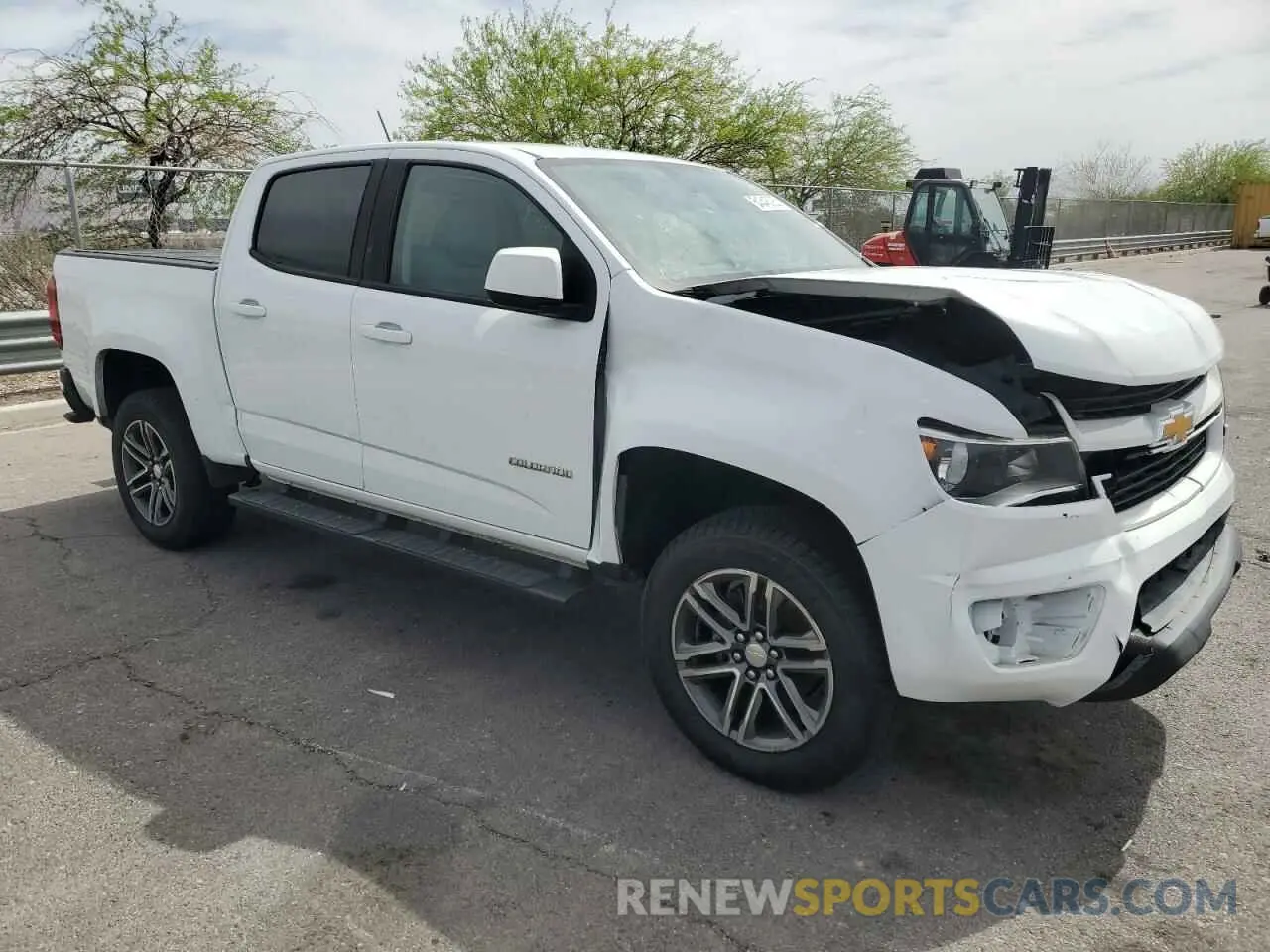 4 Photograph of a damaged car 1GCGSBEN2K1300578 CHEVROLET COLORADO 2019