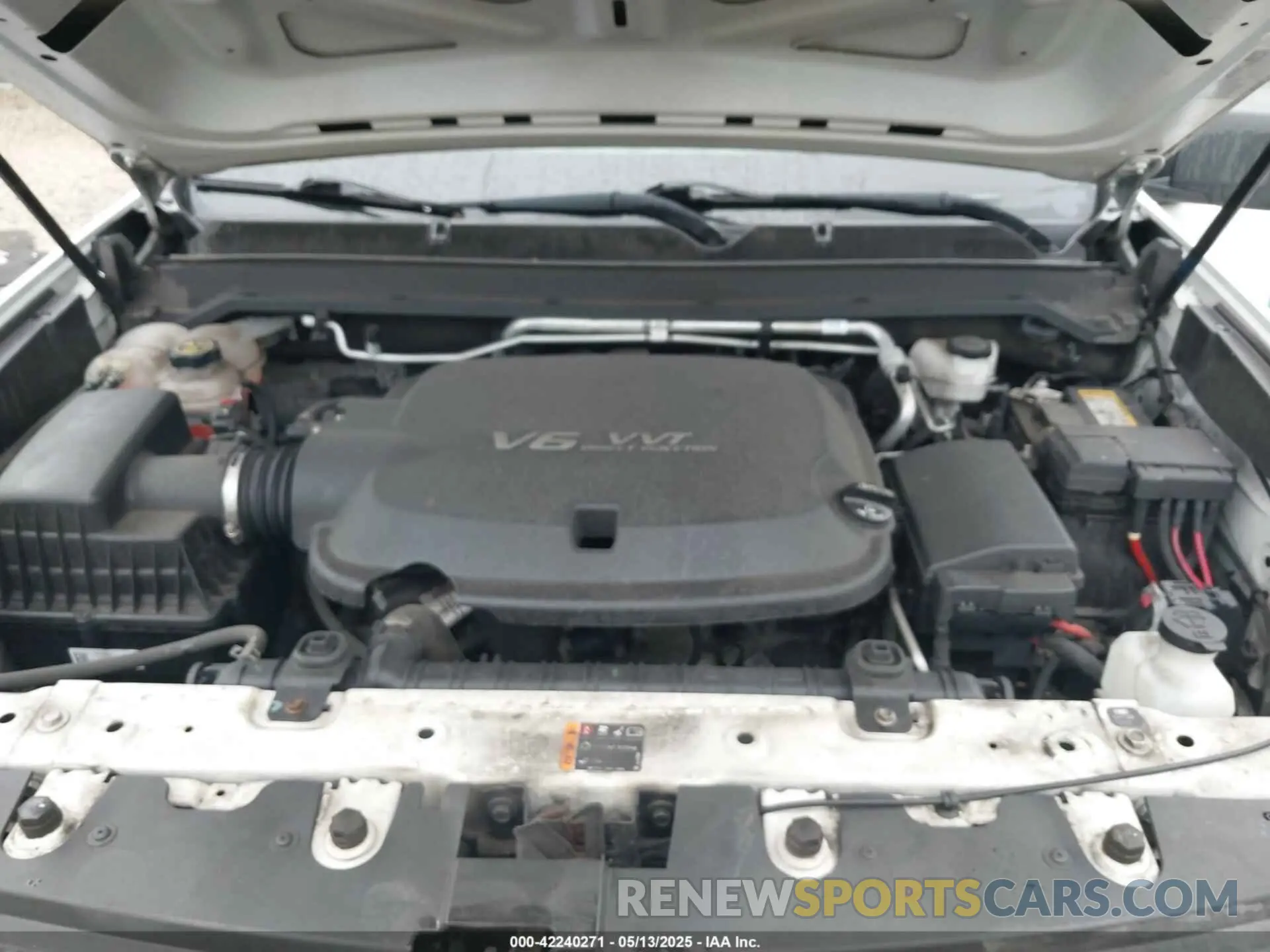 10 Photograph of a damaged car 1GCGSBEN2K1332088 CHEVROLET COLORADO 2019