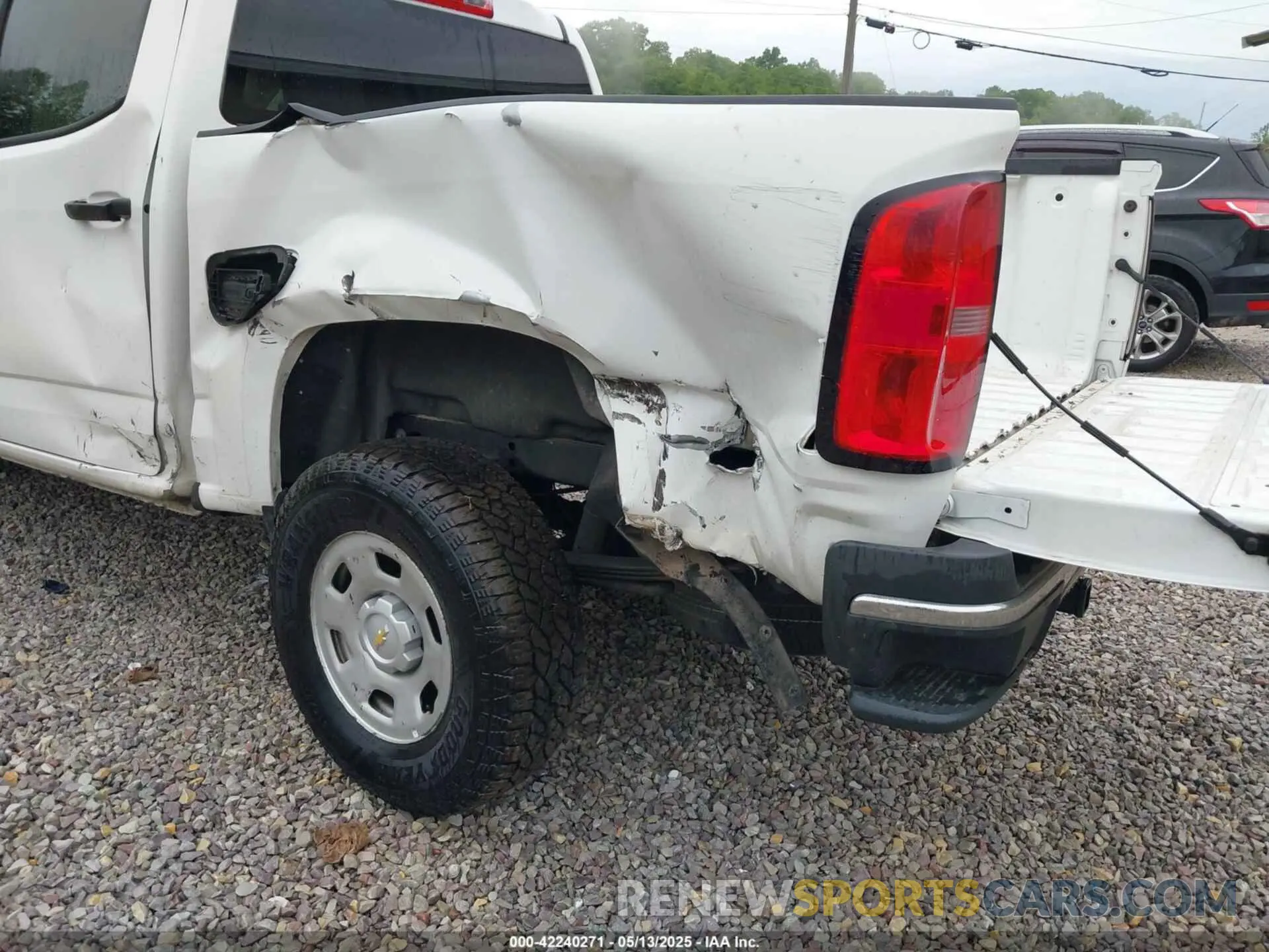 6 Photograph of a damaged car 1GCGSBEN2K1332088 CHEVROLET COLORADO 2019