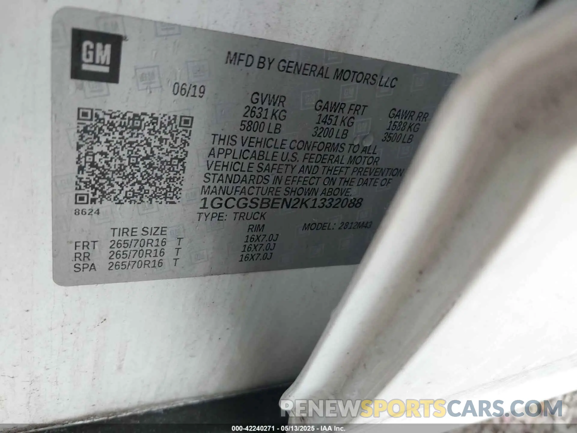 9 Photograph of a damaged car 1GCGSBEN2K1332088 CHEVROLET COLORADO 2019
