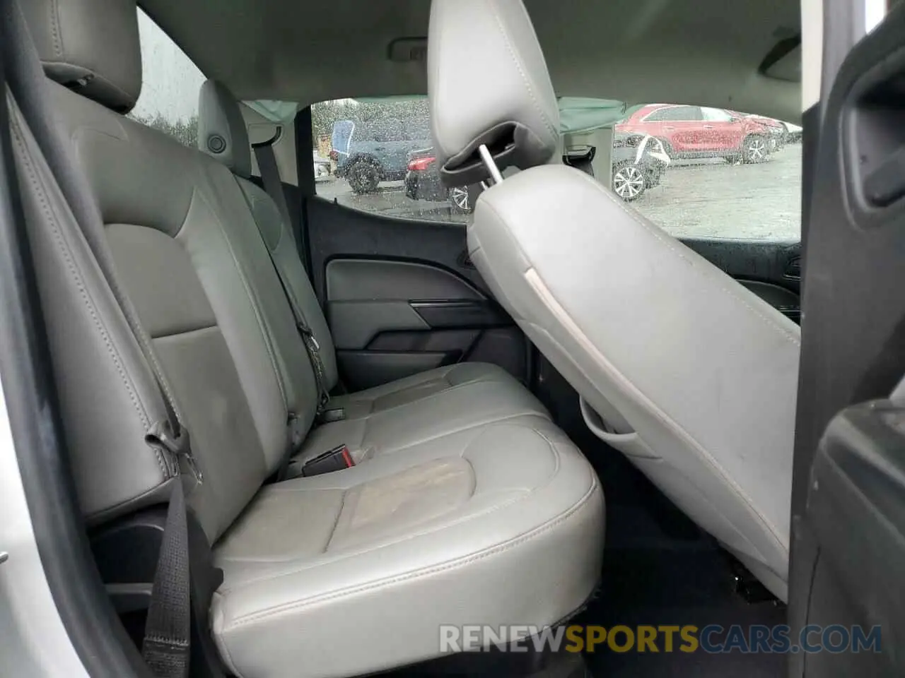 11 Photograph of a damaged car 1GCGSBEN5K1123475 CHEVROLET COLORADO 2019