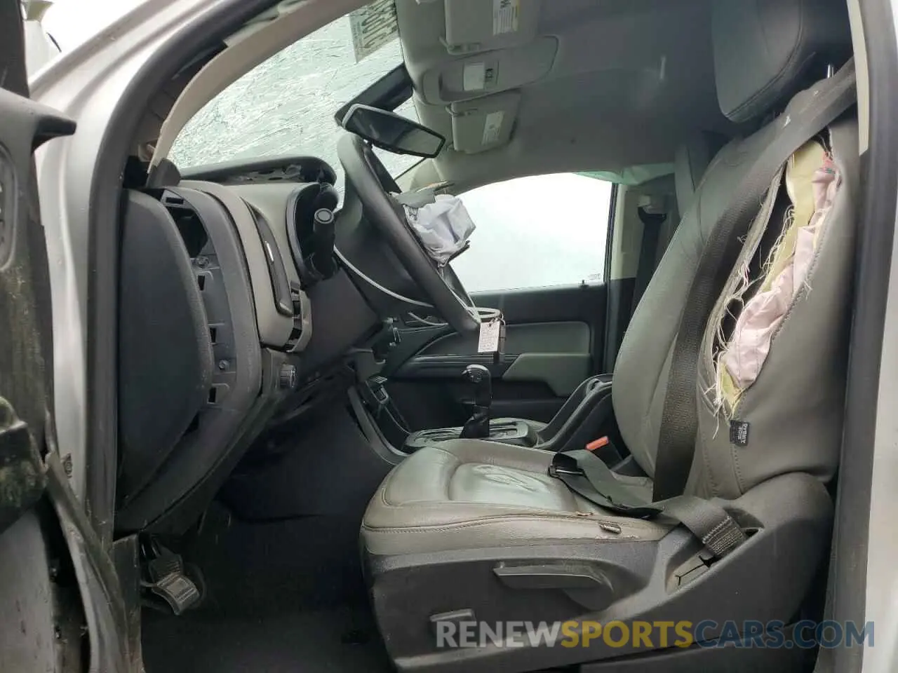 7 Photograph of a damaged car 1GCGSBEN5K1123475 CHEVROLET COLORADO 2019