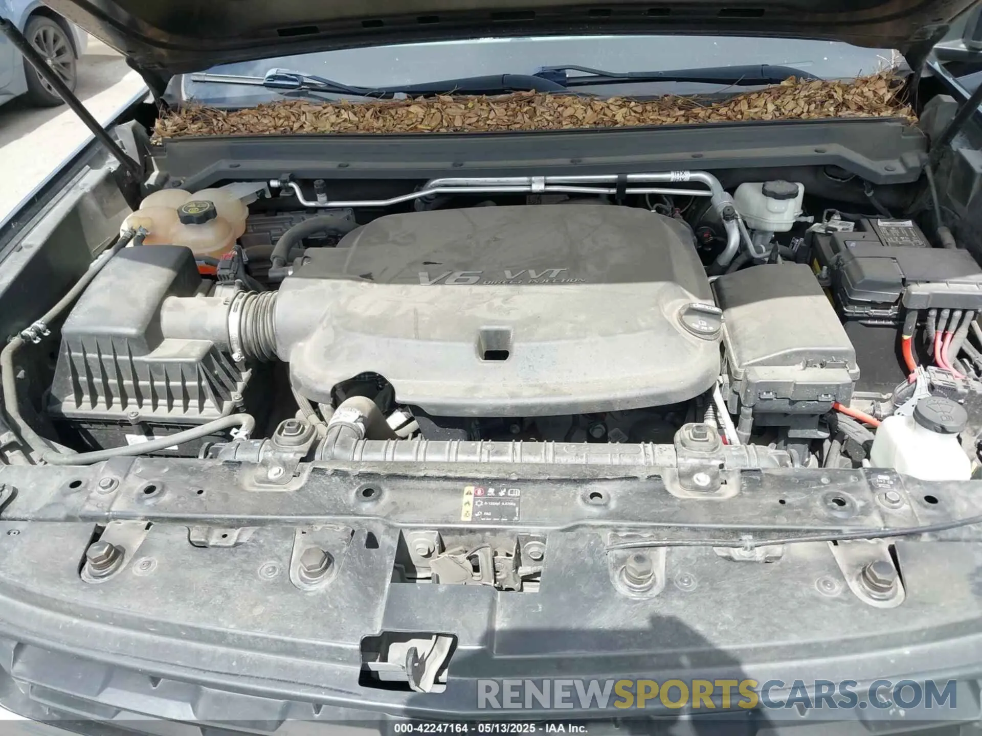10 Photograph of a damaged car 1GCGSBEN6K1146263 CHEVROLET COLORADO 2019