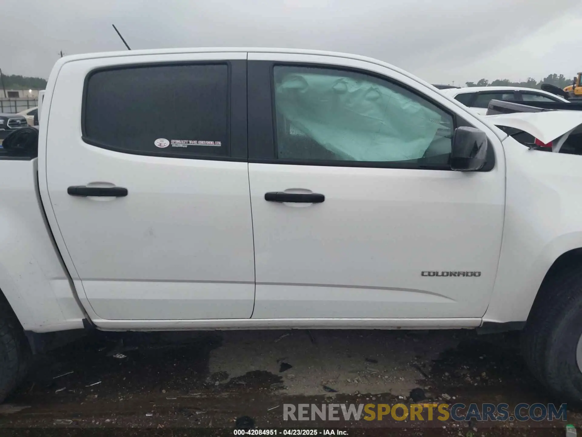 13 Photograph of a damaged car 1GCGSBEN7K1156557 CHEVROLET COLORADO 2019