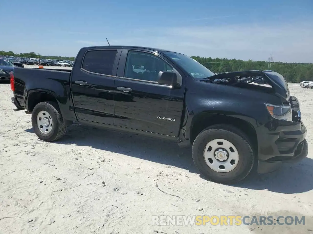 4 Photograph of a damaged car 1GCGSBEN8K1266632 CHEVROLET COLORADO 2019