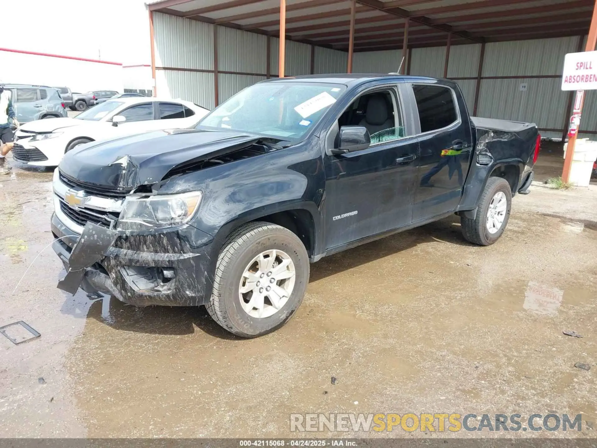 2 Photograph of a damaged car 1GCGSCEA9K1337629 CHEVROLET COLORADO 2019
