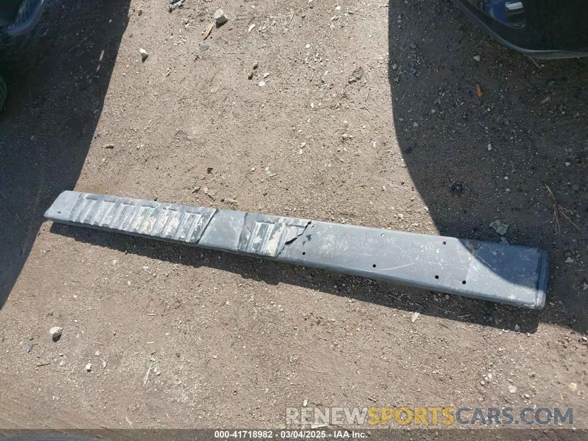 12 Photograph of a damaged car 1GCGSCEN1K1198597 CHEVROLET COLORADO 2019