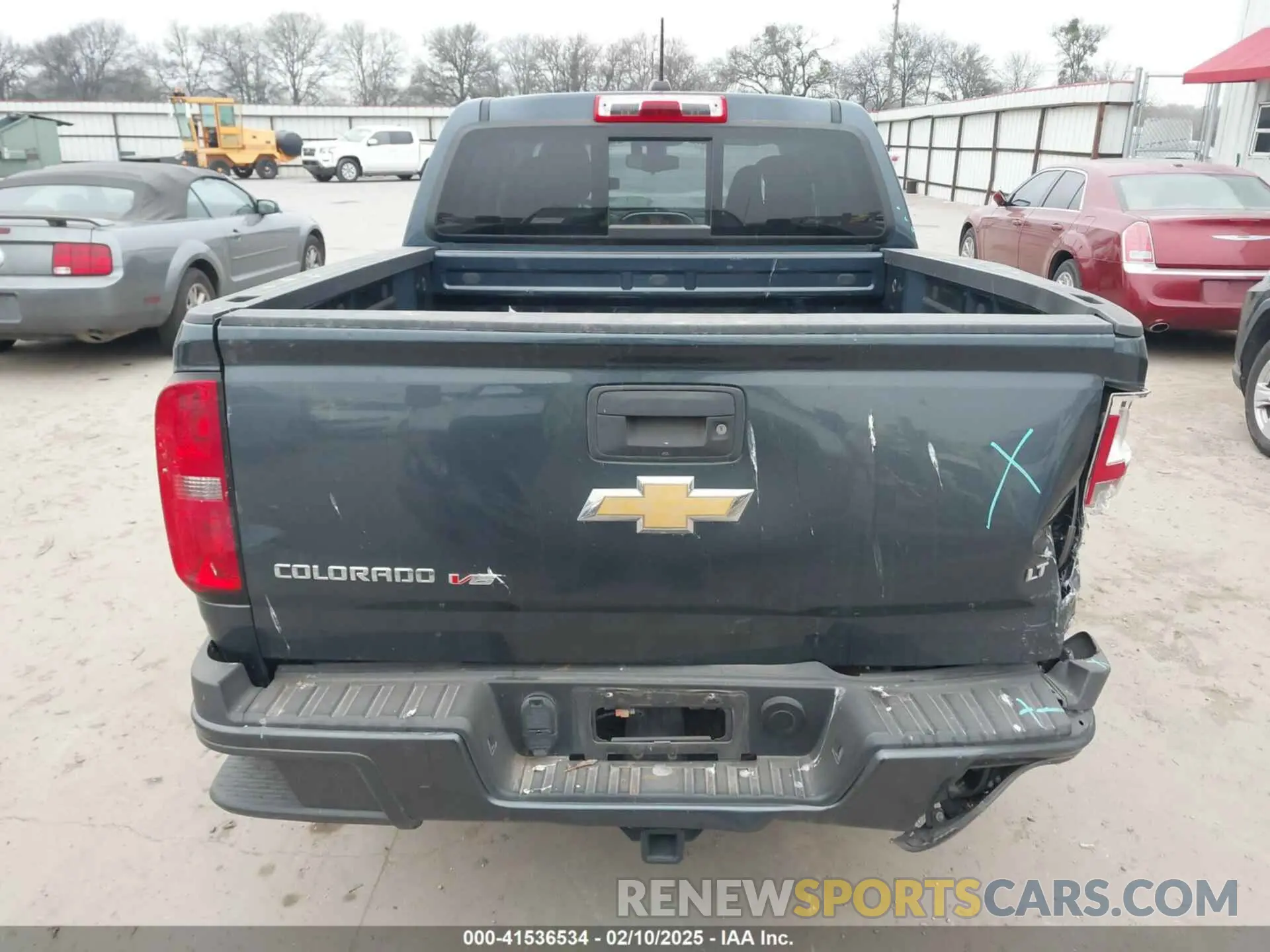 16 Photograph of a damaged car 1GCGSCEN1K1238094 CHEVROLET COLORADO 2019