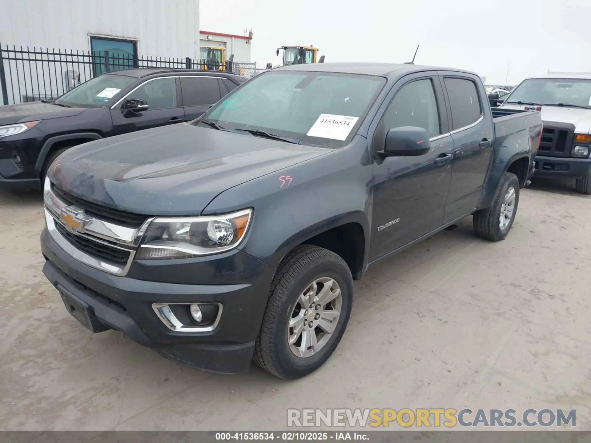 2 Photograph of a damaged car 1GCGSCEN1K1238094 CHEVROLET COLORADO 2019