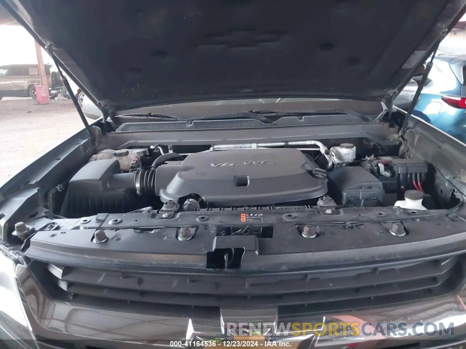 10 Photograph of a damaged car 1GCGSCEN1K1331956 CHEVROLET COLORADO 2019