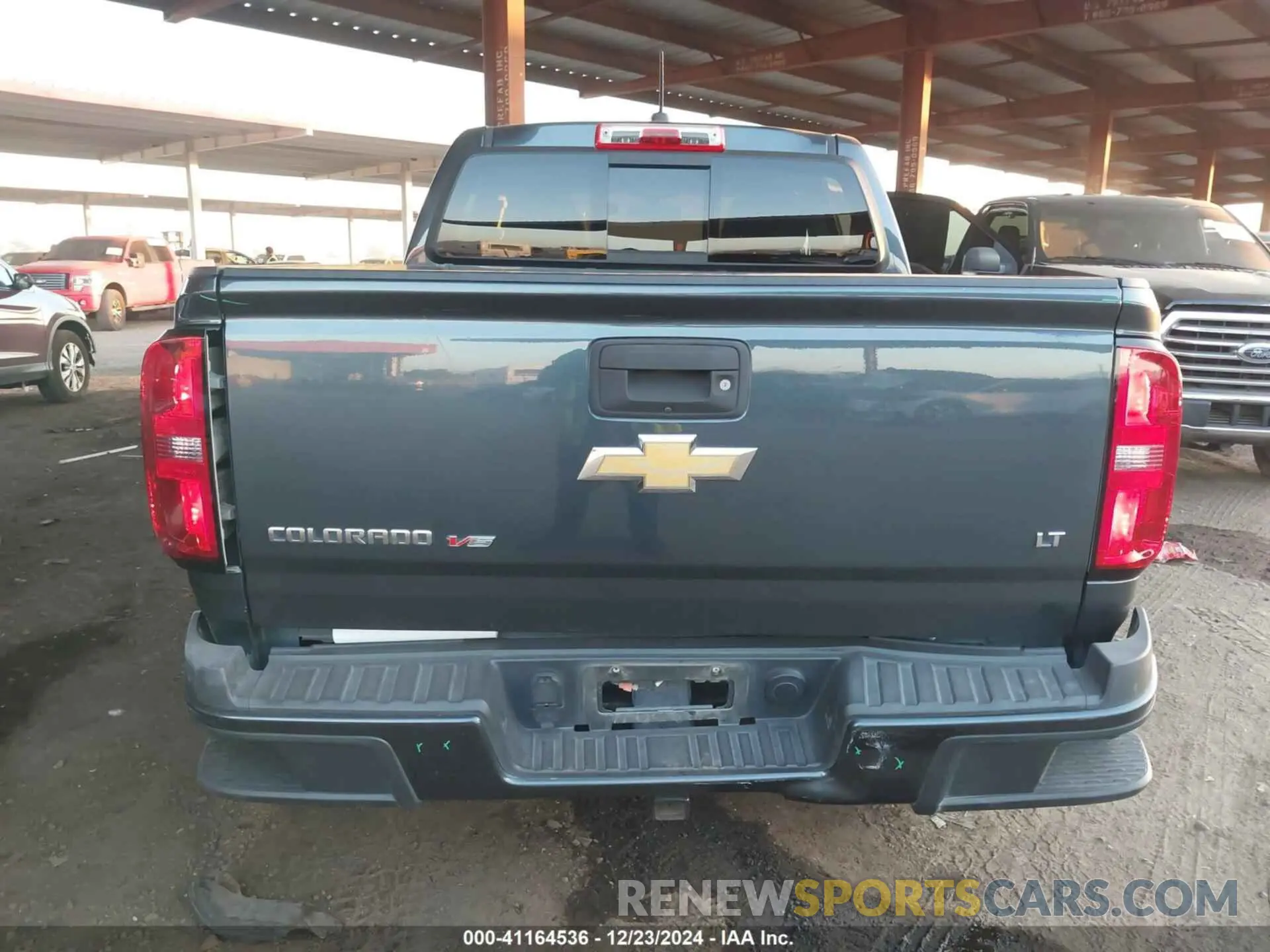 6 Photograph of a damaged car 1GCGSCEN1K1331956 CHEVROLET COLORADO 2019