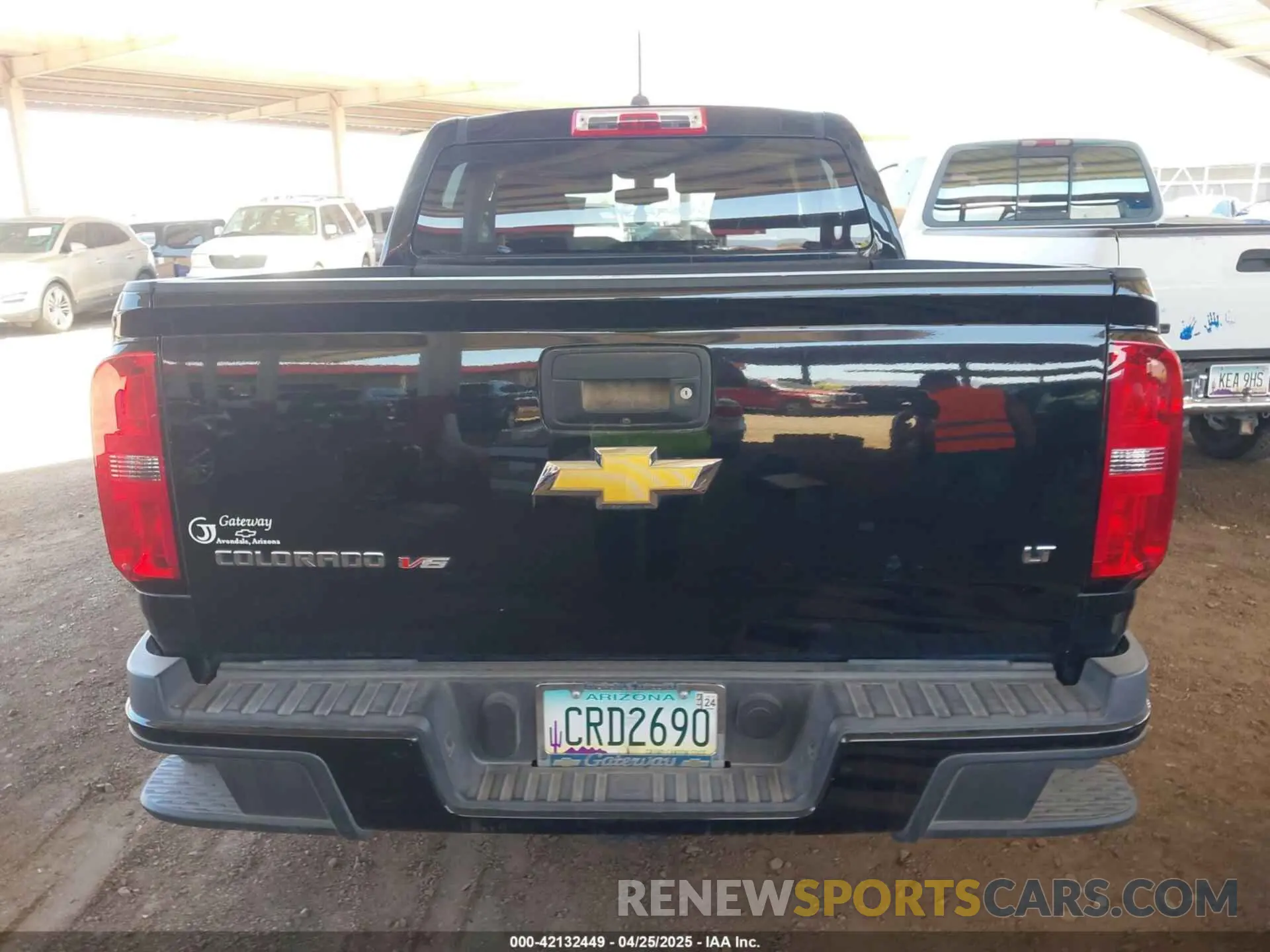 16 Photograph of a damaged car 1GCGSCEN2K1103707 CHEVROLET COLORADO 2019