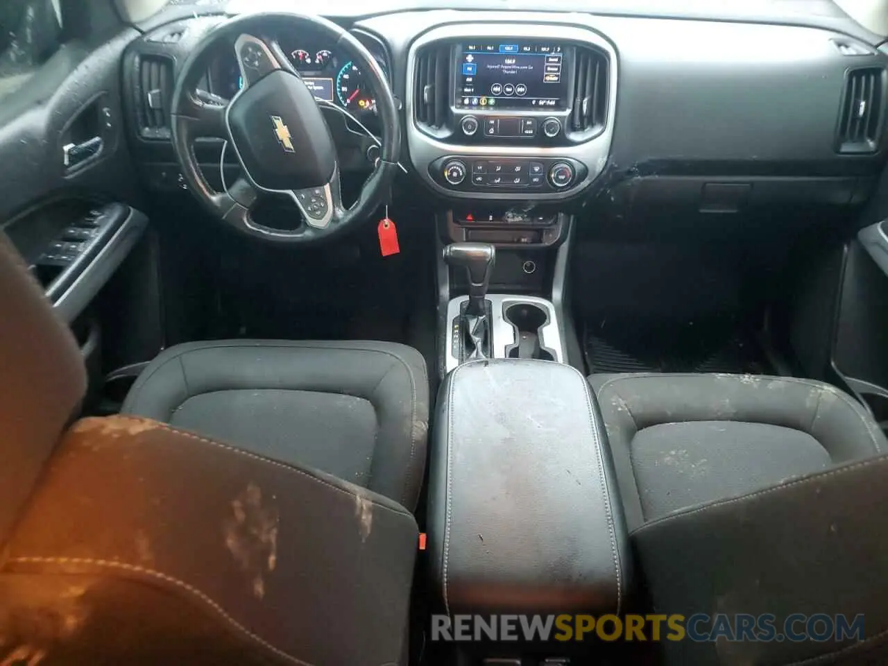 8 Photograph of a damaged car 1GCGSCEN4K1241555 CHEVROLET COLORADO 2019