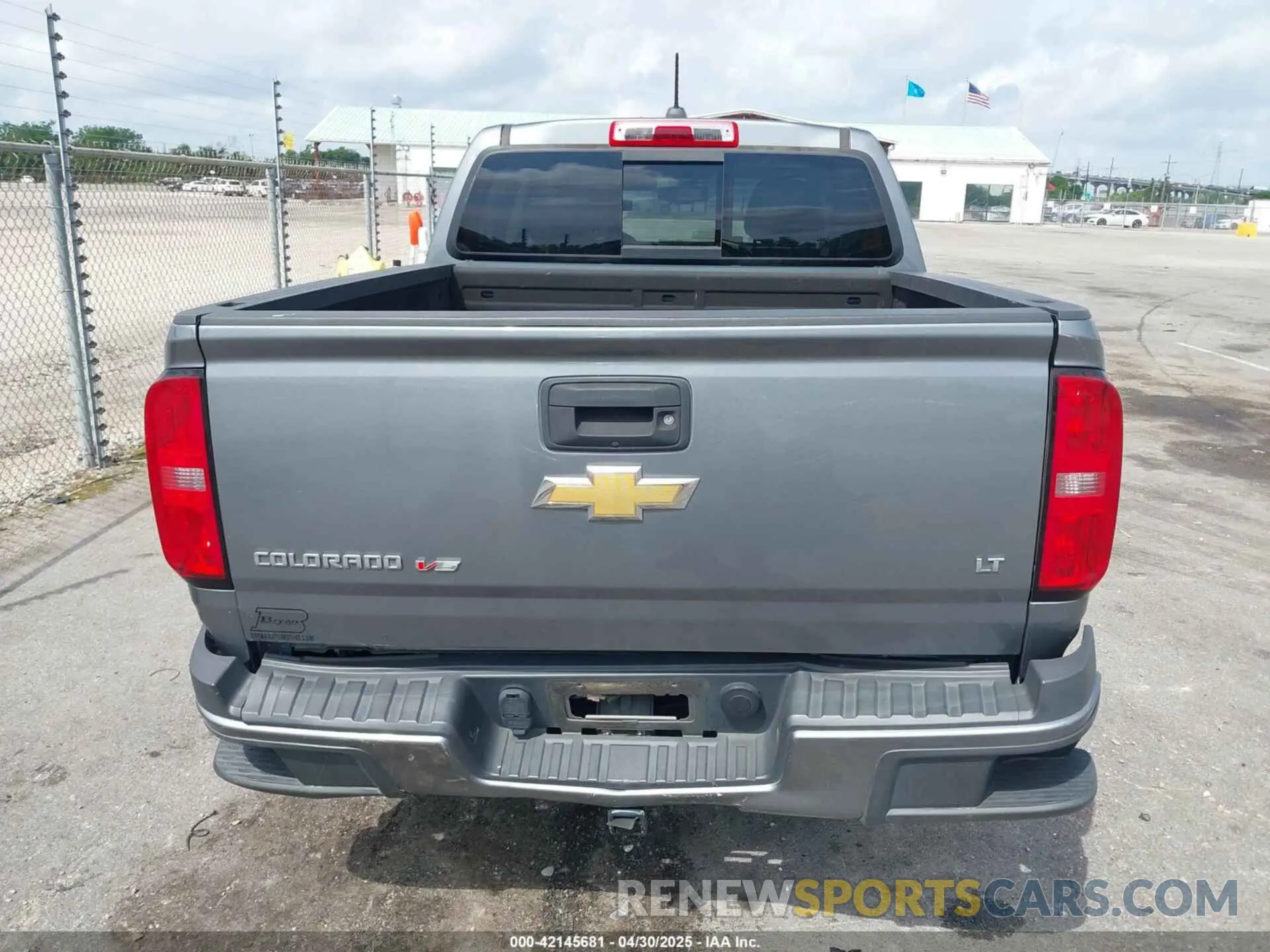 16 Photograph of a damaged car 1GCGSCEN5K1126690 CHEVROLET COLORADO 2019