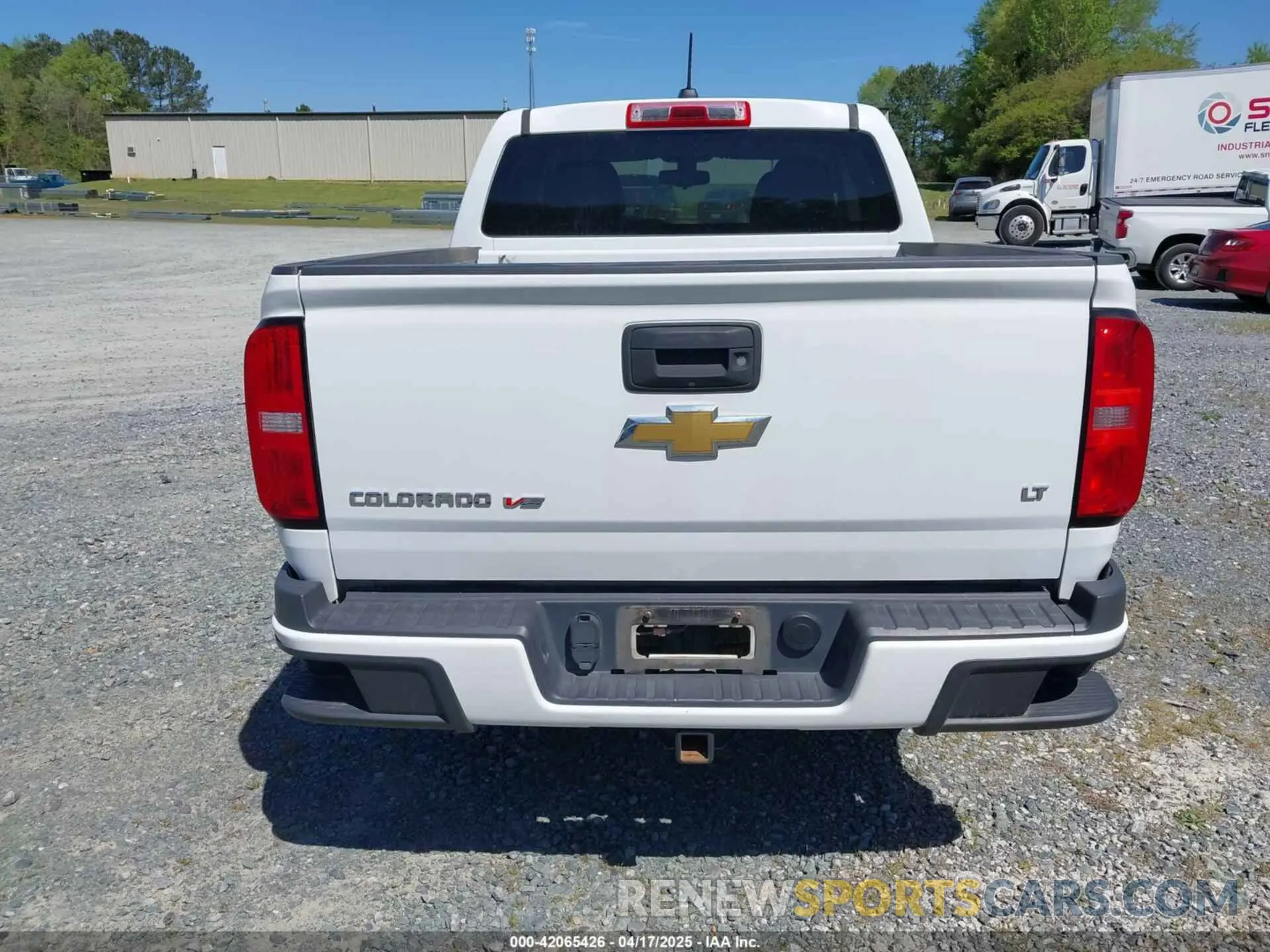 16 Photograph of a damaged car 1GCGSCEN6K1124642 CHEVROLET COLORADO 2019