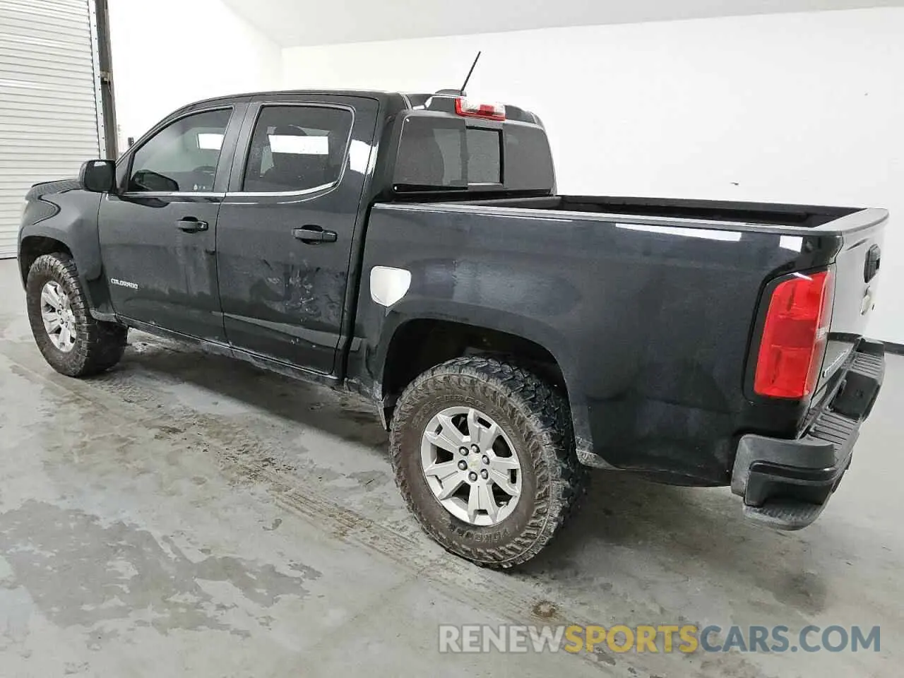 2 Photograph of a damaged car 1GCGSCEN6K1314487 CHEVROLET COLORADO 2019