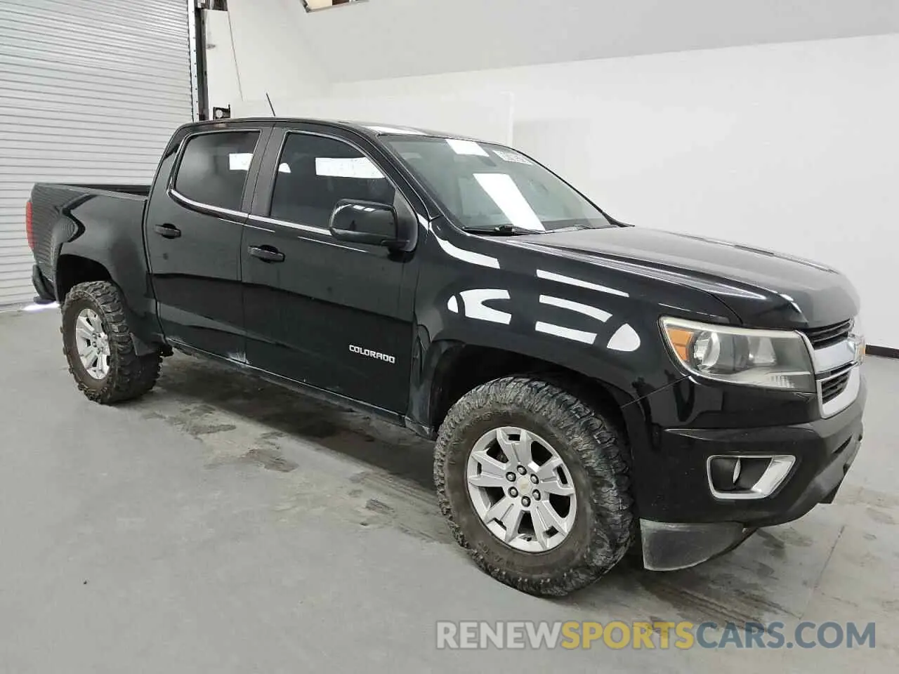 4 Photograph of a damaged car 1GCGSCEN6K1314487 CHEVROLET COLORADO 2019