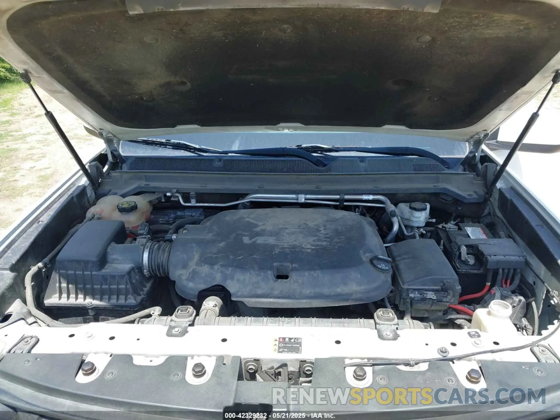 10 Photograph of a damaged car 1GCGSCEN7K1104111 CHEVROLET COLORADO 2019