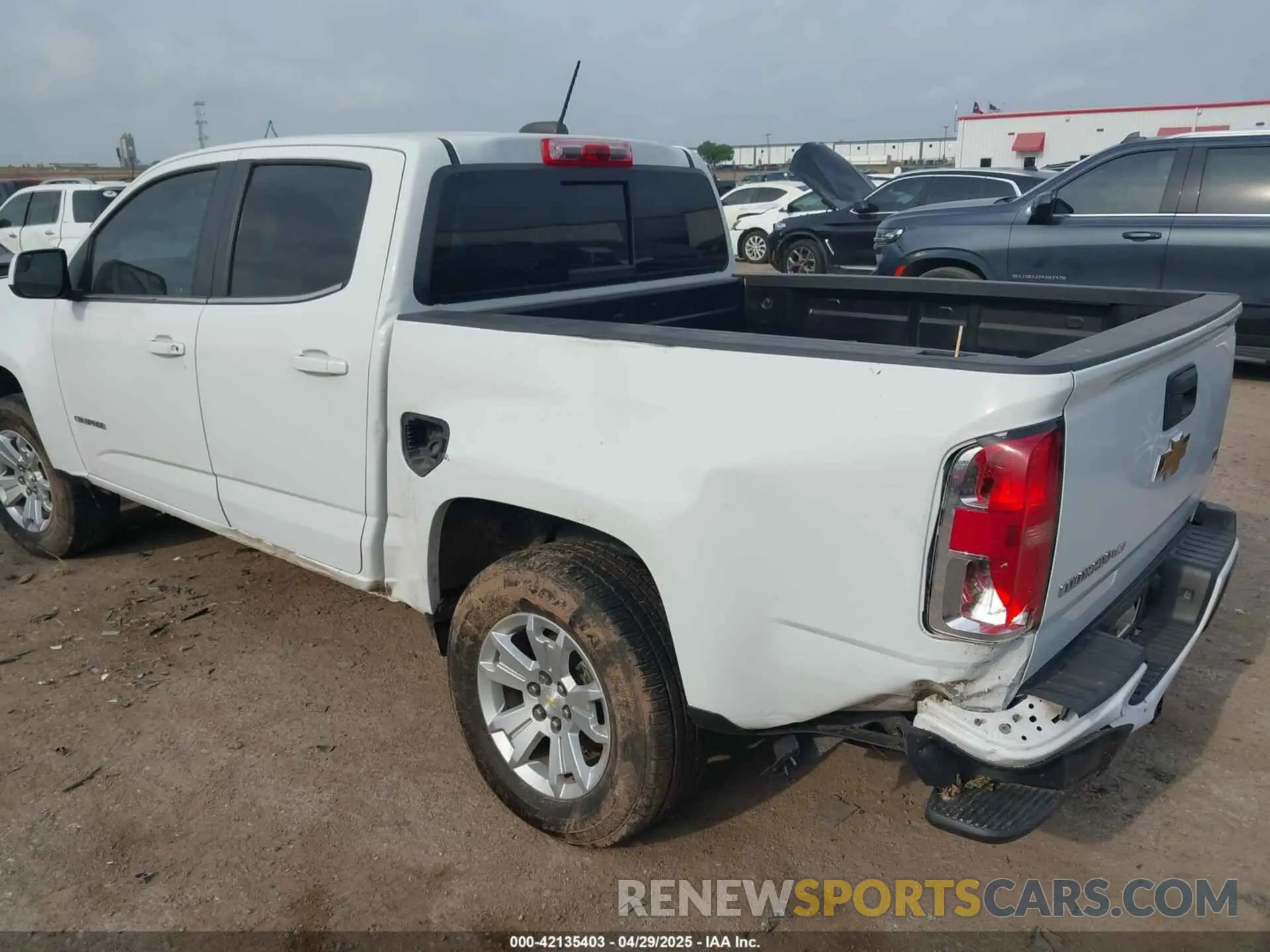 3 Photograph of a damaged car 1GCGSCEN8K1274476 CHEVROLET COLORADO 2019