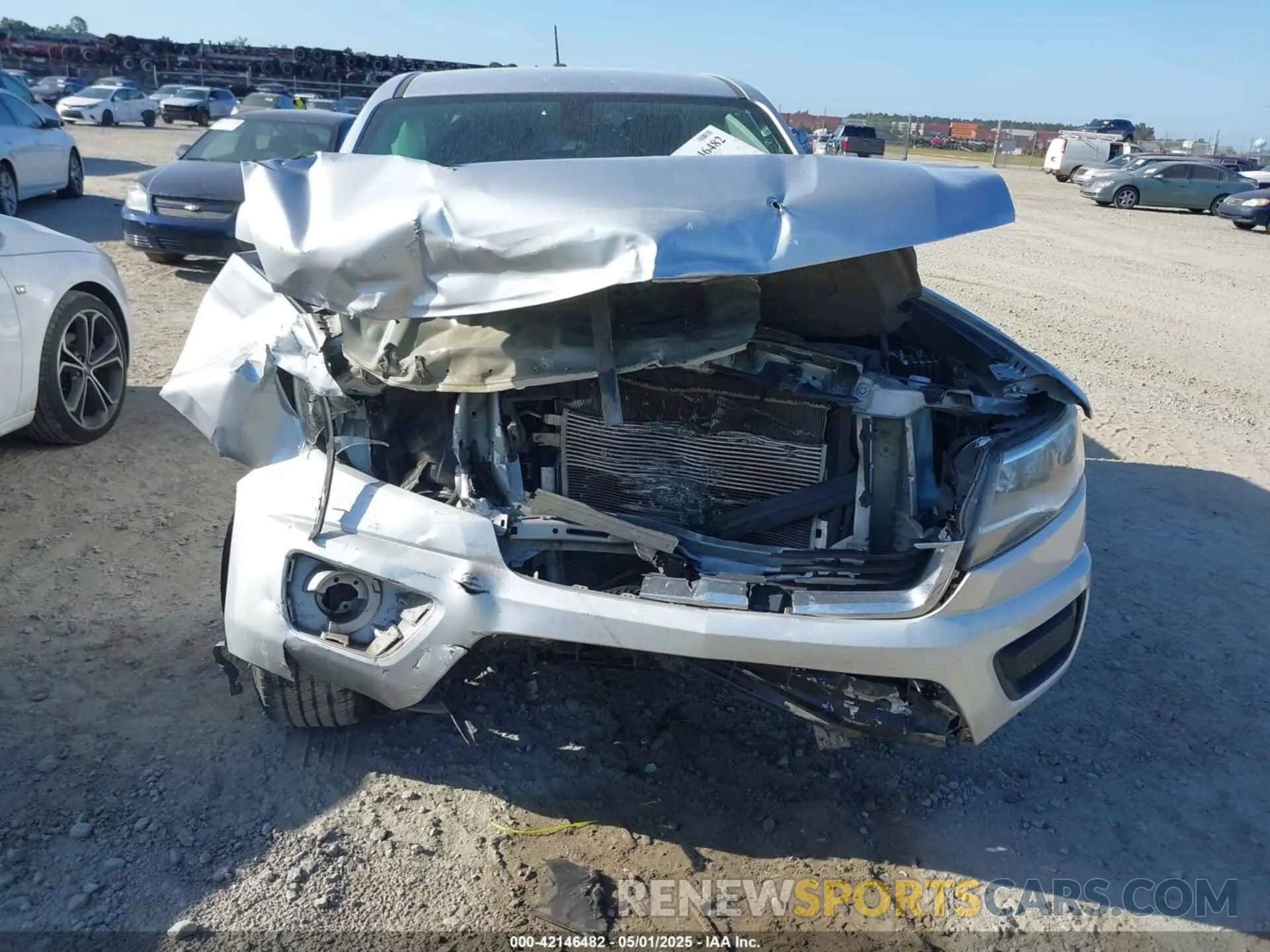 12 Photograph of a damaged car 1GCGSCEN9K1283509 CHEVROLET COLORADO 2019